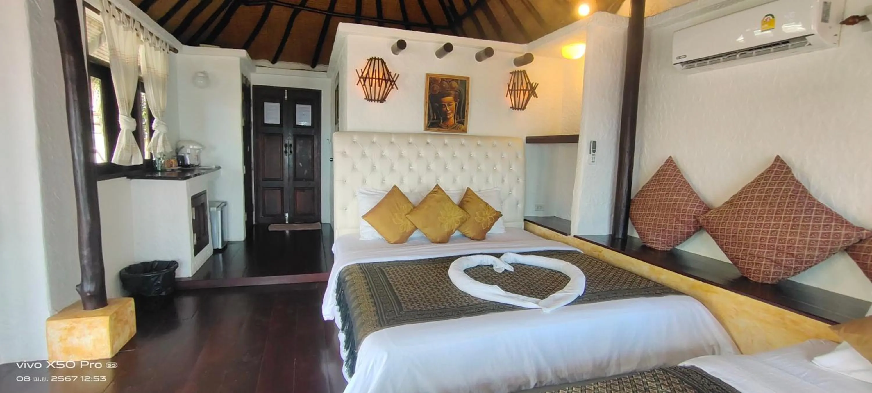 Bed in Clear View Resort