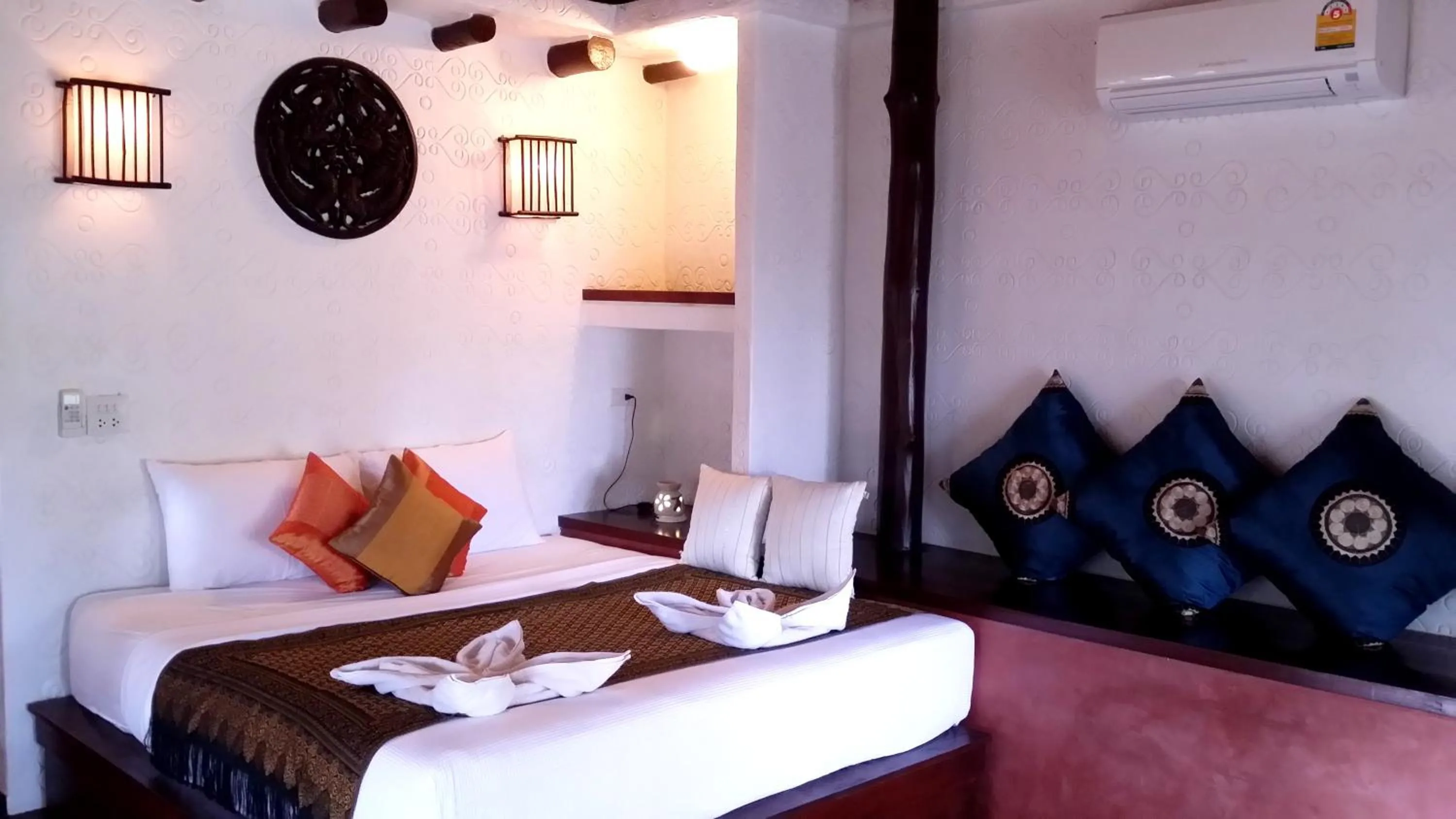 Day, Bed in Clear View Resort