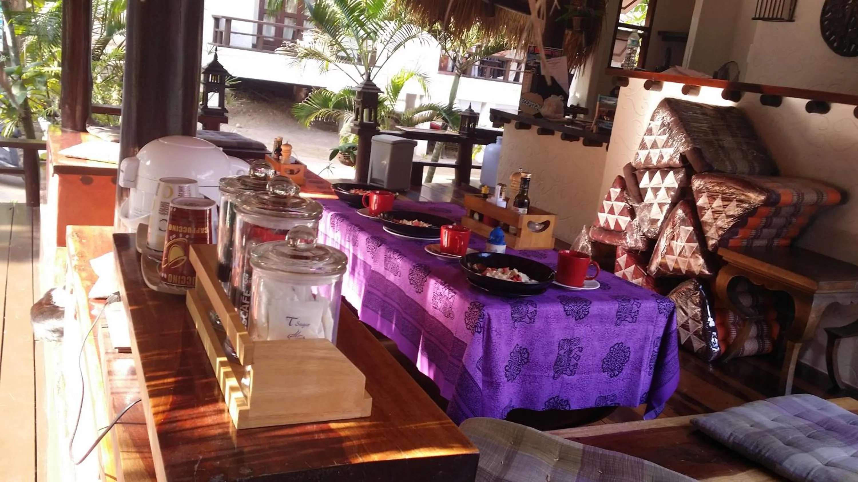 Coffee/tea facilities in Clear View Resort