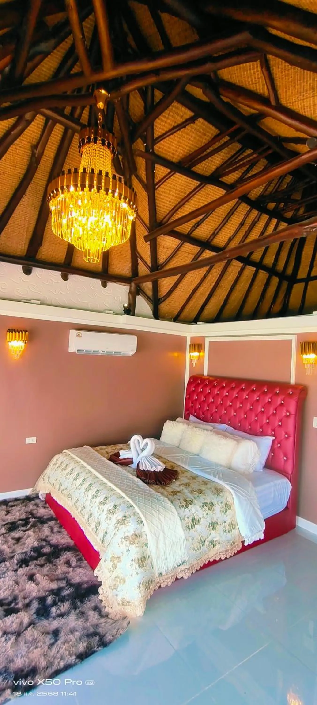 Bedroom, Bed in Clear View Resort