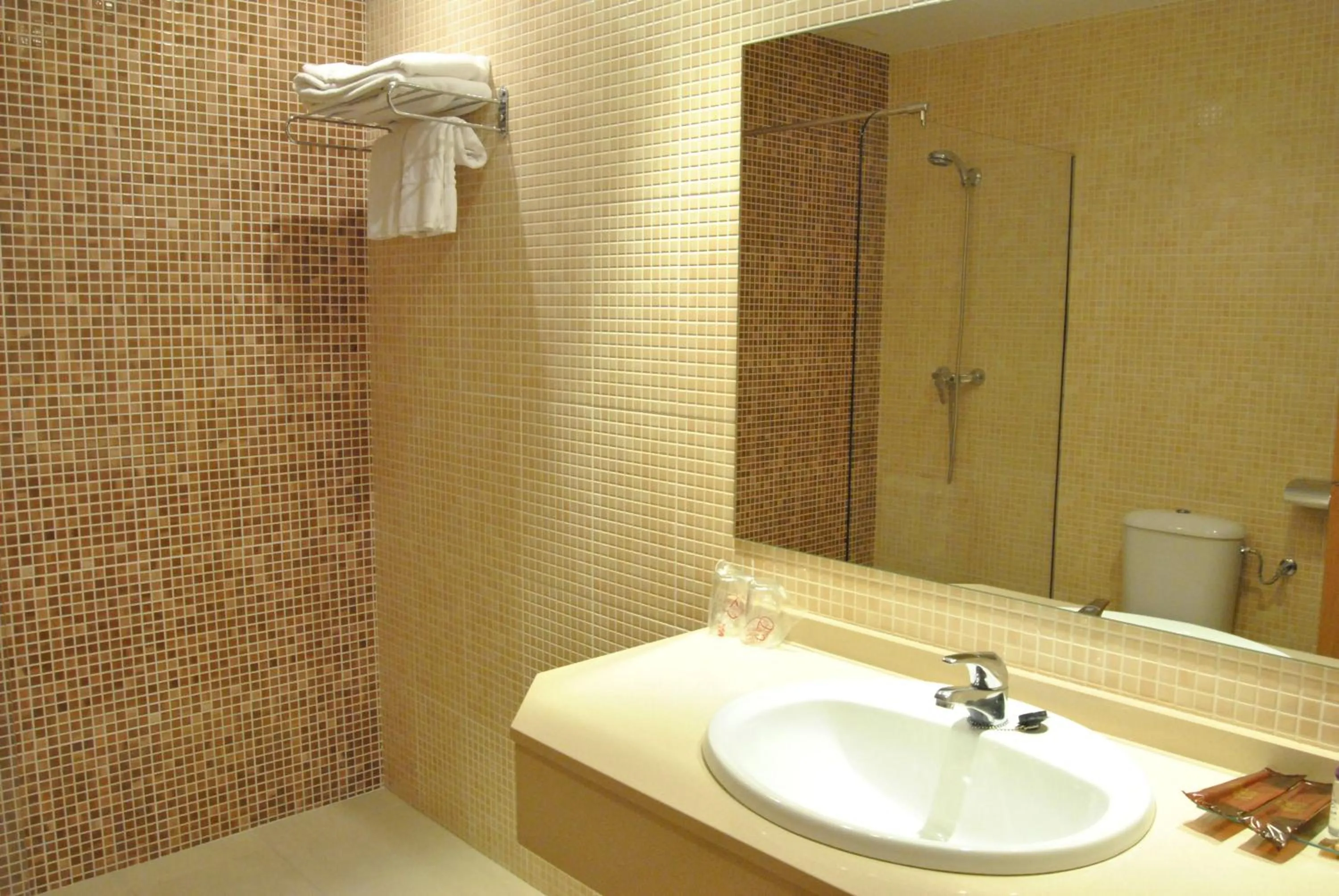 Bathroom in Motel Cancun Oviedo