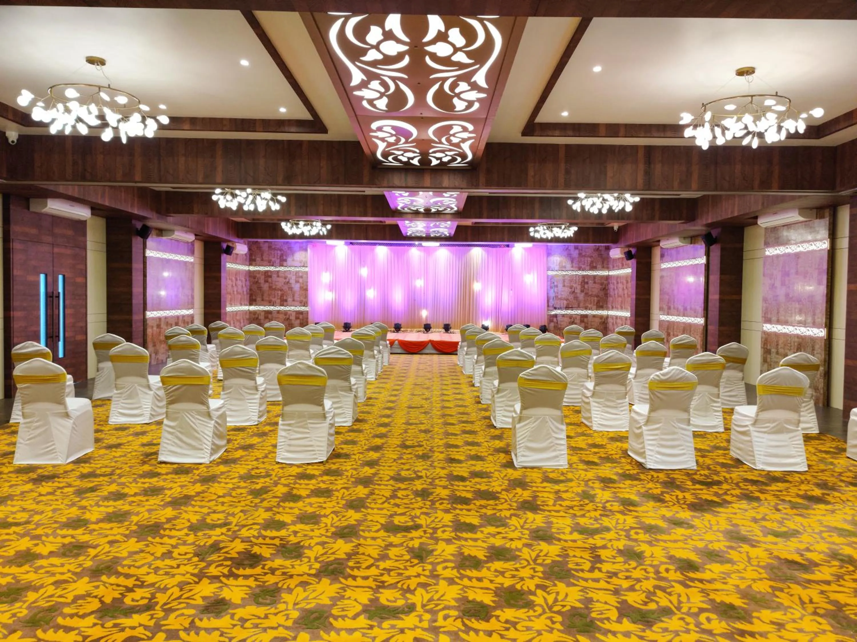 Banquet/Function facilities in Carnival Resort