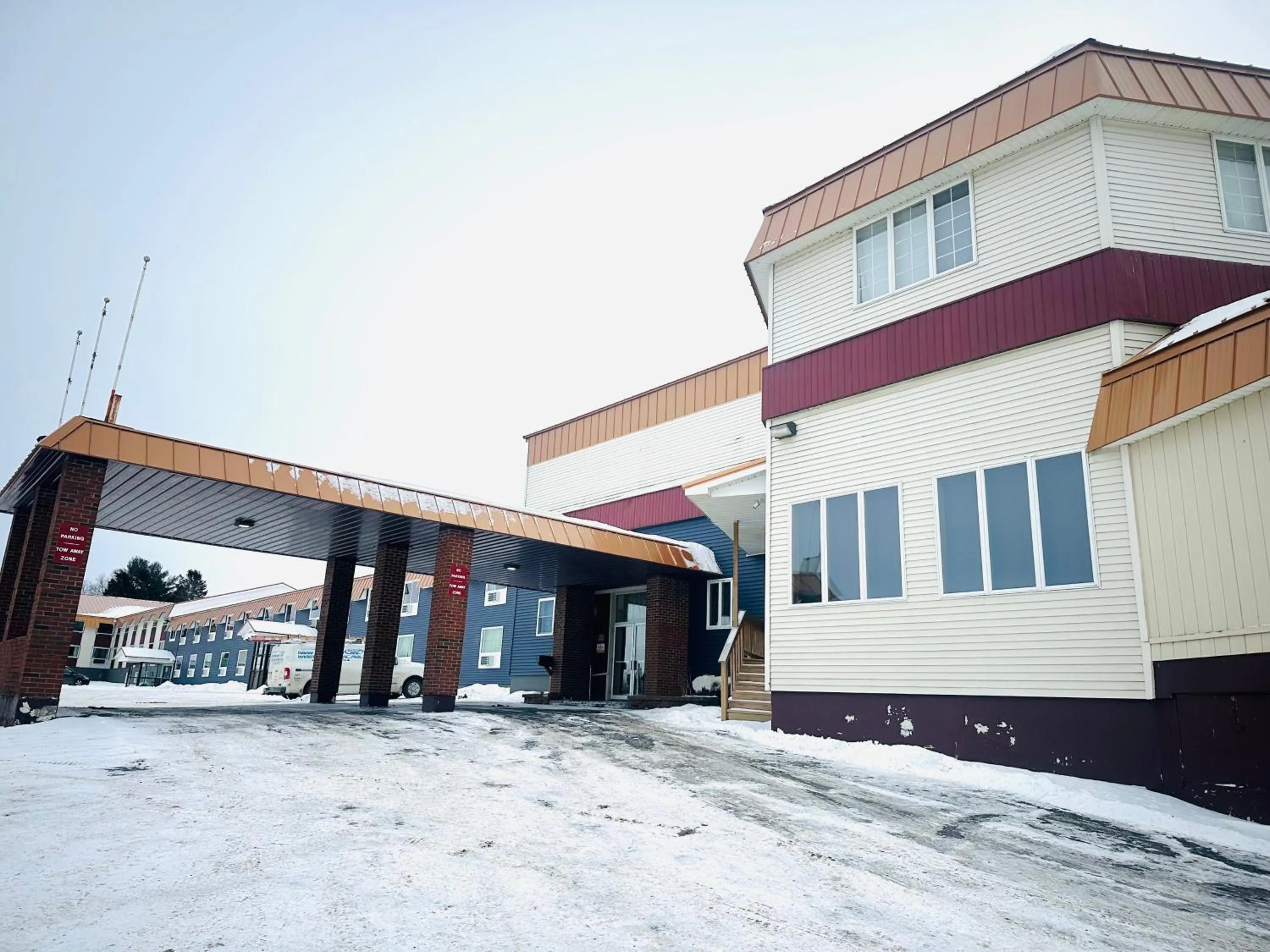 Property building in Presque Isle Hotel