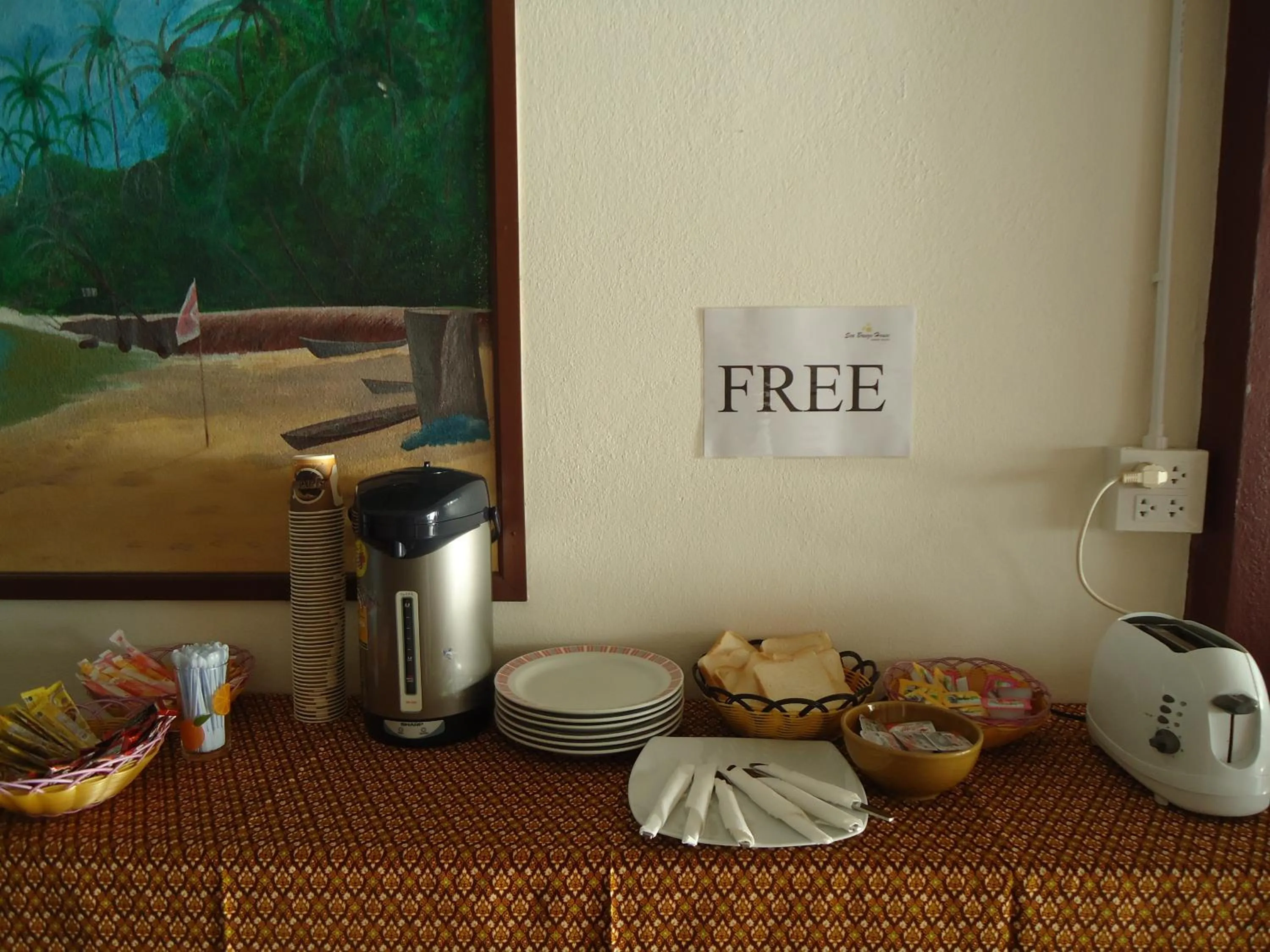 Food close-up in Sea Breeze House, Naiplao Beach