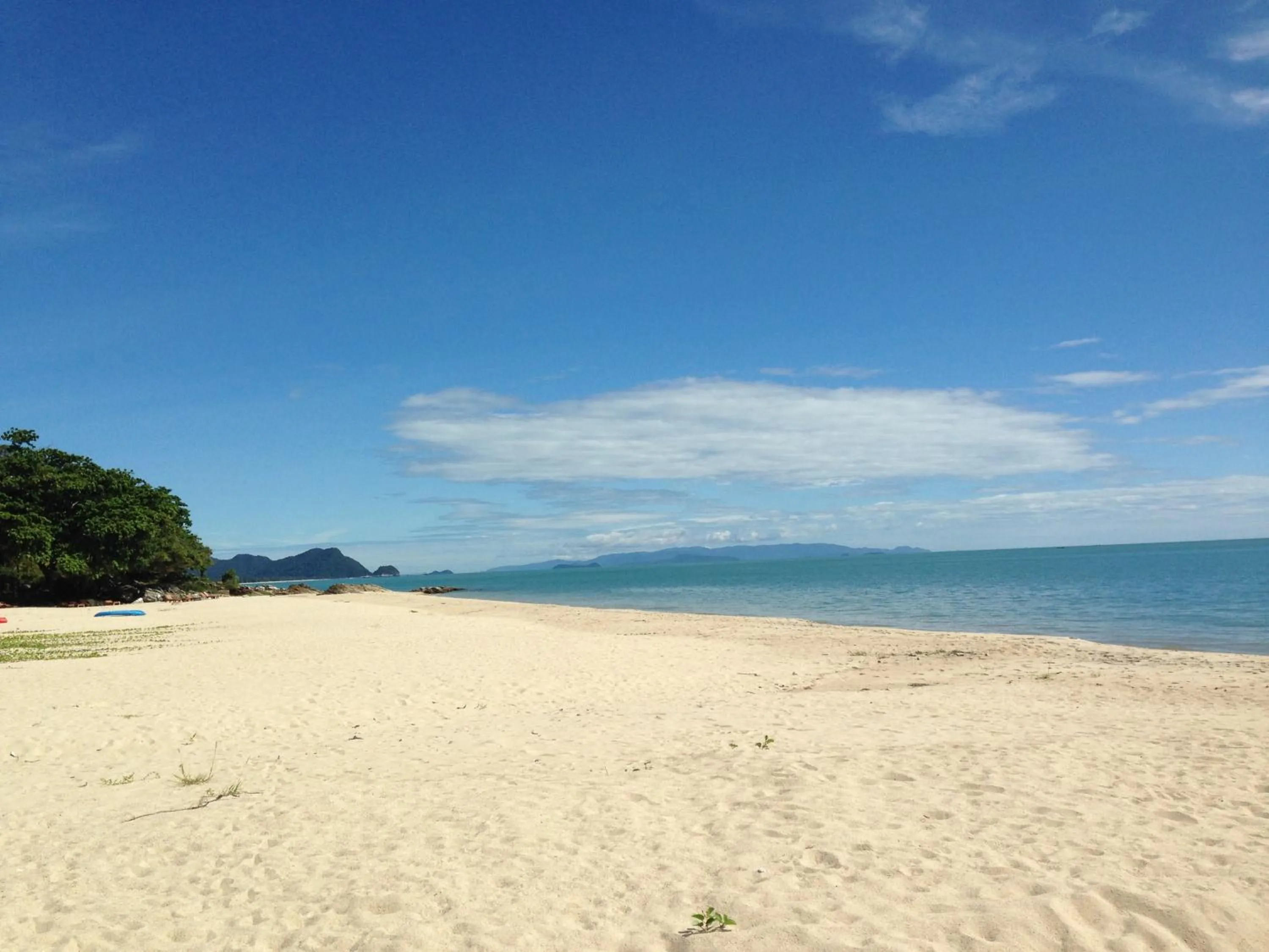 Beach in Sea Breeze House, Naiplao Beach