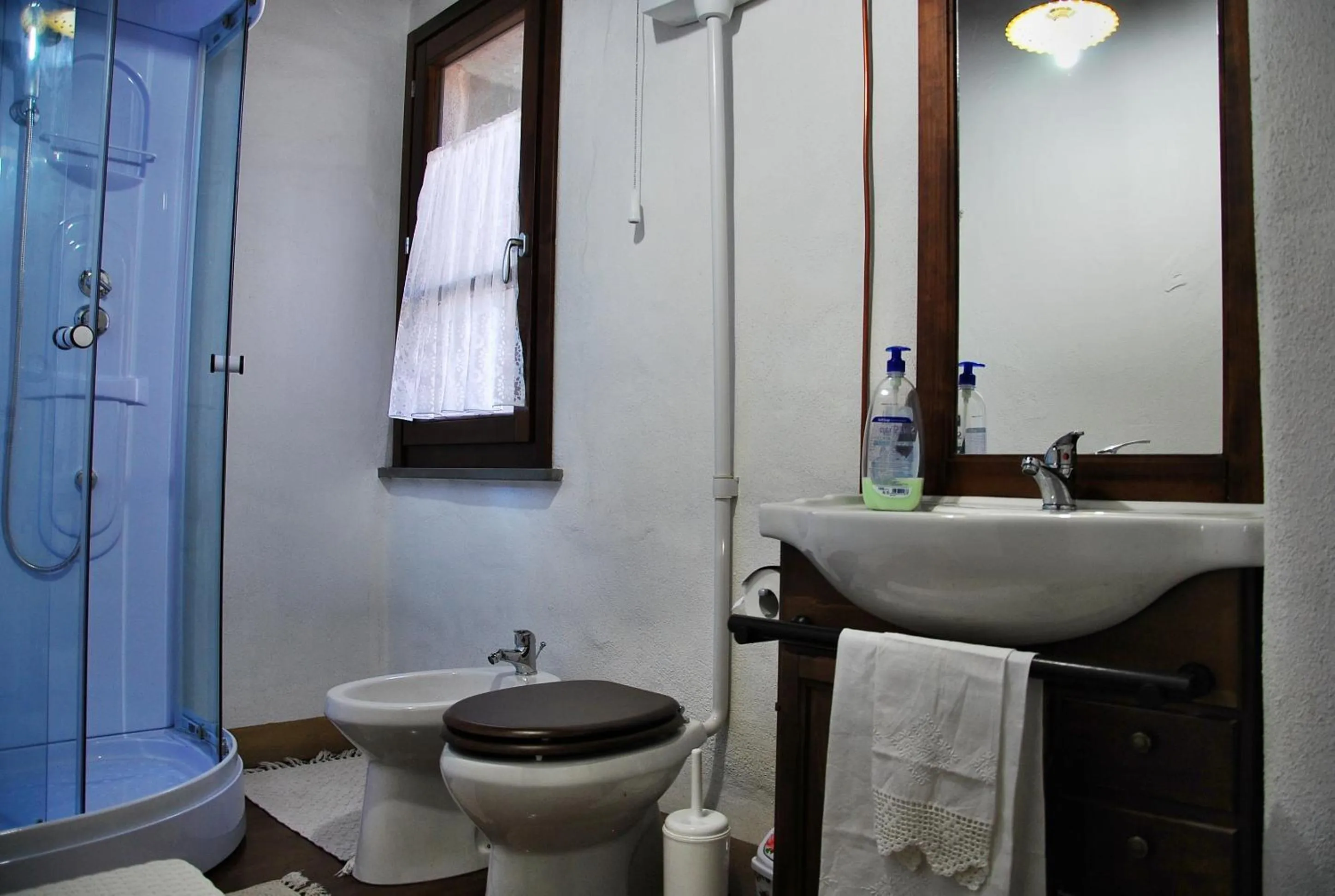 Bathroom in Casa Castori