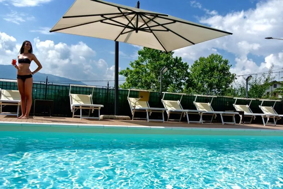 Swimming pool in Albergo Ristorante Miramonti Toano