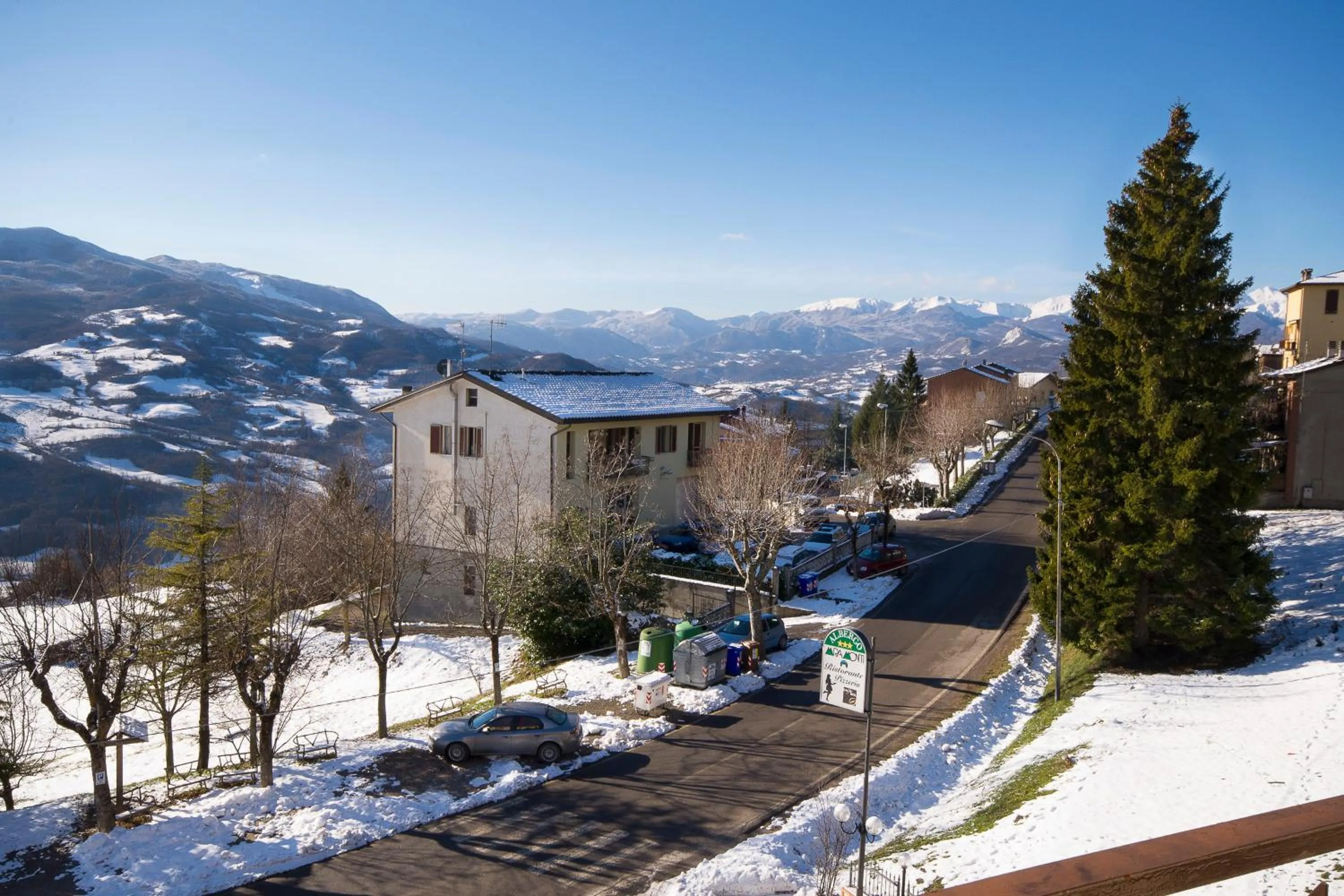 Mountain view in Albergo Ristorante Miramonti Toano