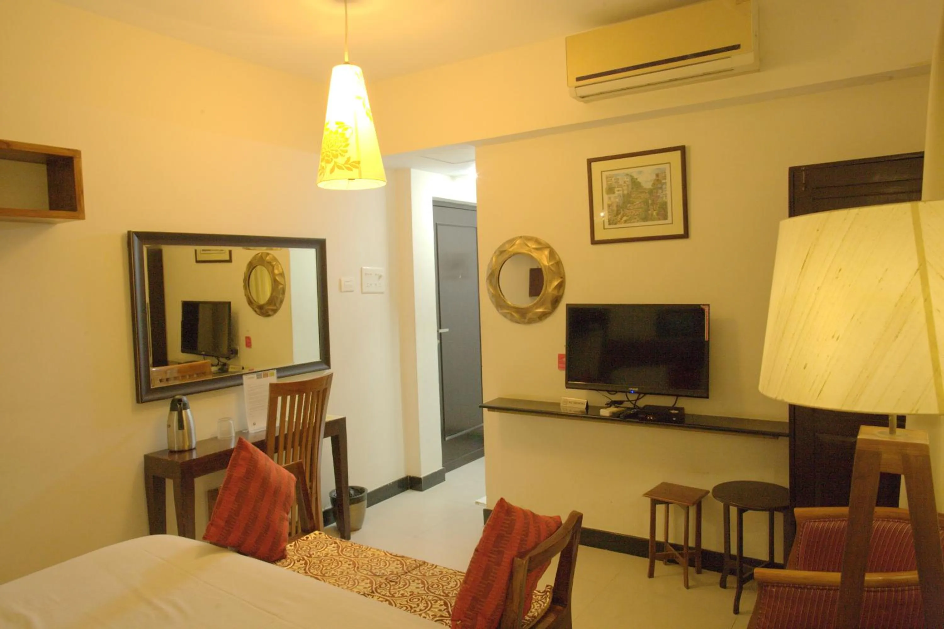 Bedroom, Bed in Hotel Highnest