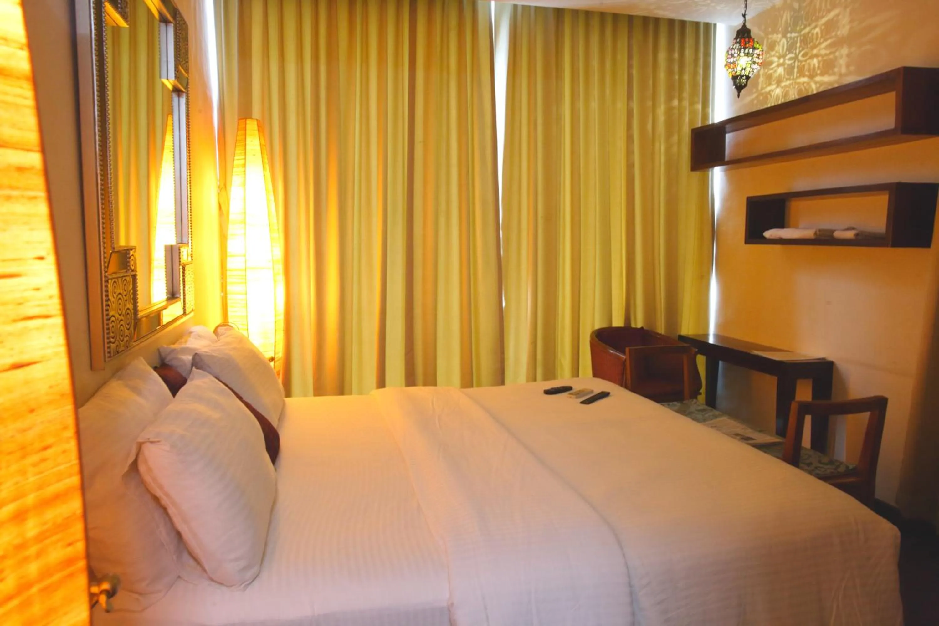 Bed in Hotel Highnest