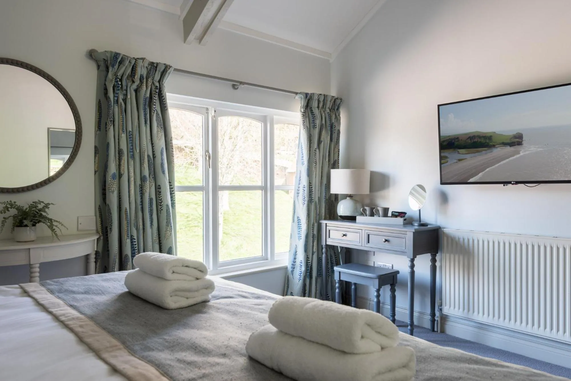 Bed in The Kings Arms Otterton