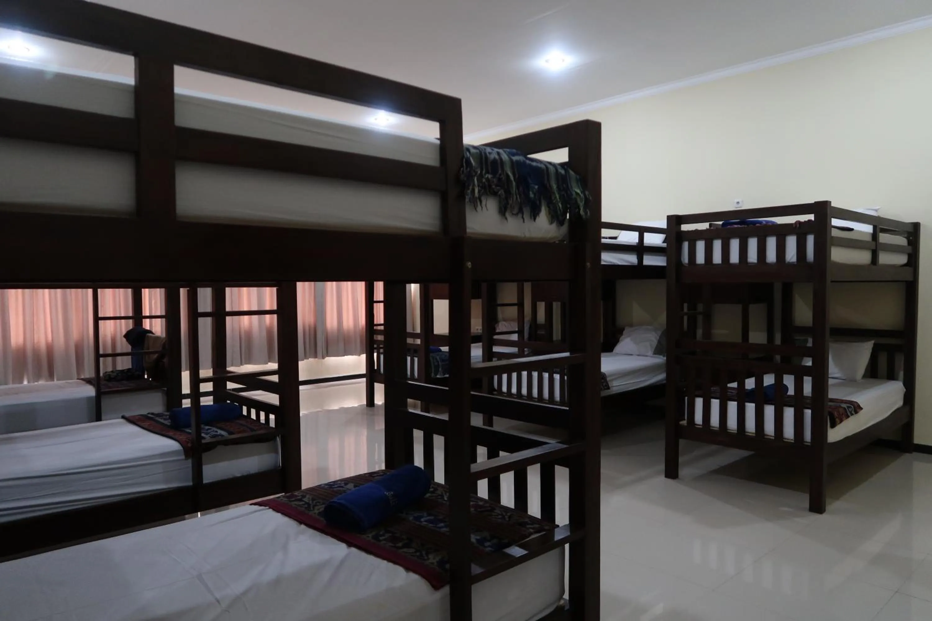 bunk bed, Bed in Bali Reef Divers Tulamben
