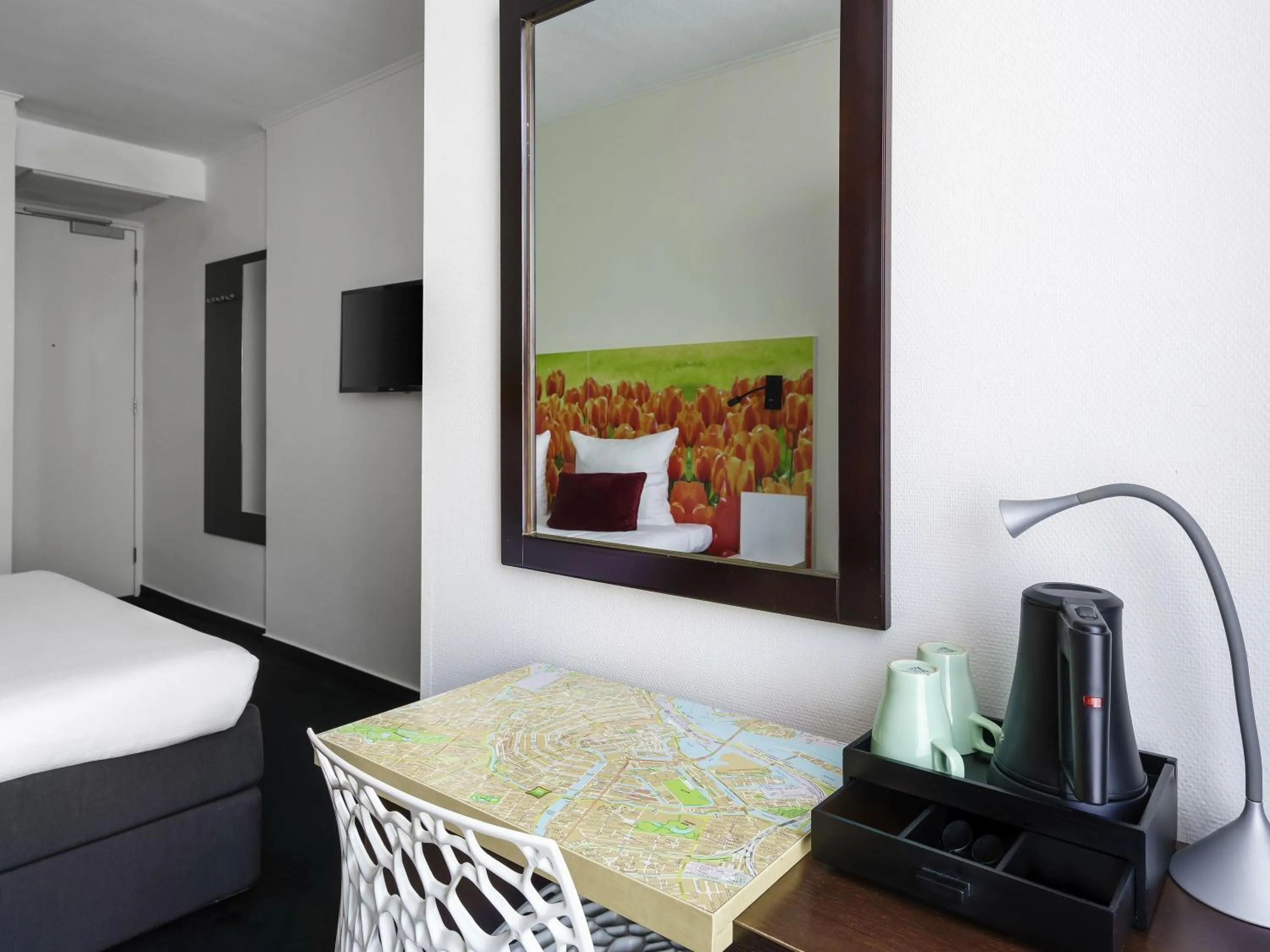 Bedroom, Bed in ibis Styles Amsterdam City