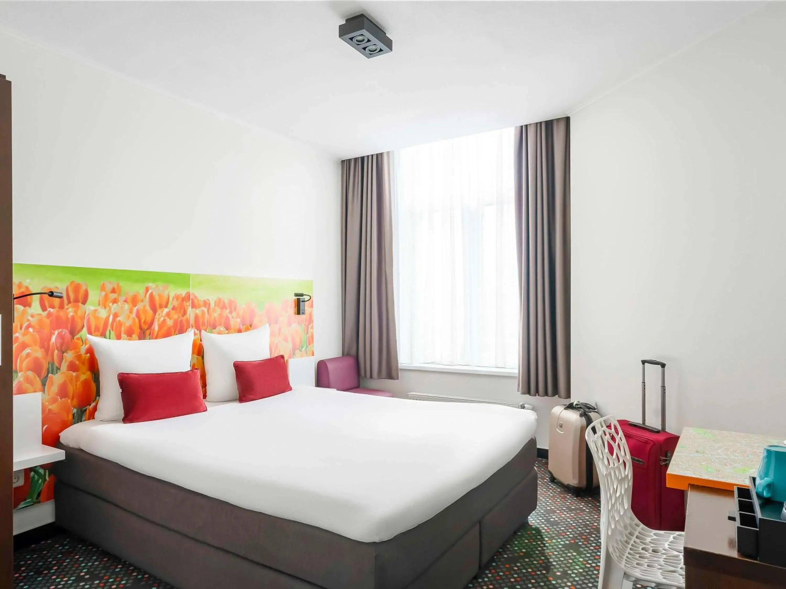 Bedroom, Bed in ibis Styles Amsterdam City Bedroom, Bed in ibis Styles Amsterdam City