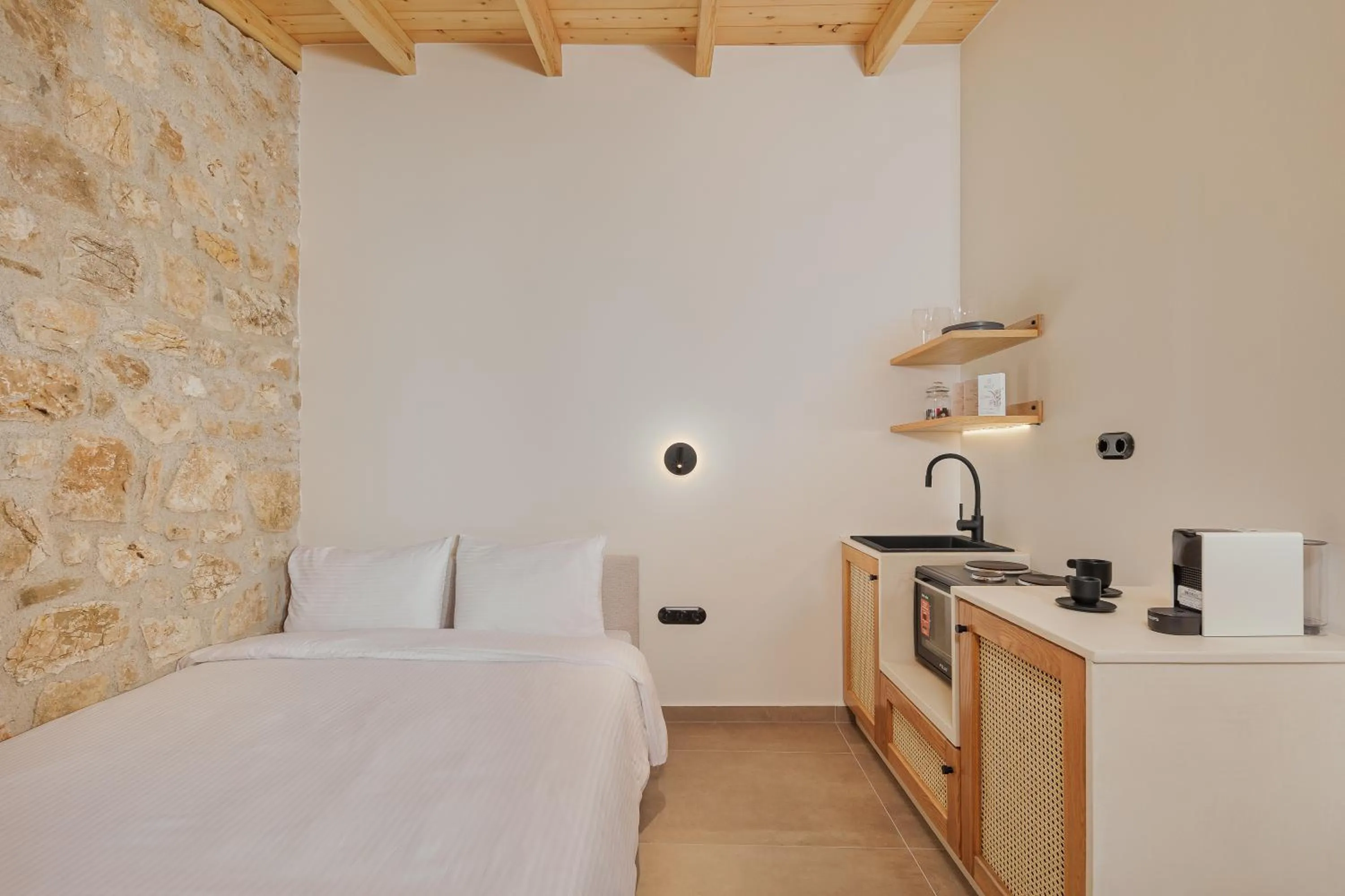 Bed in 12 PYLES Living History