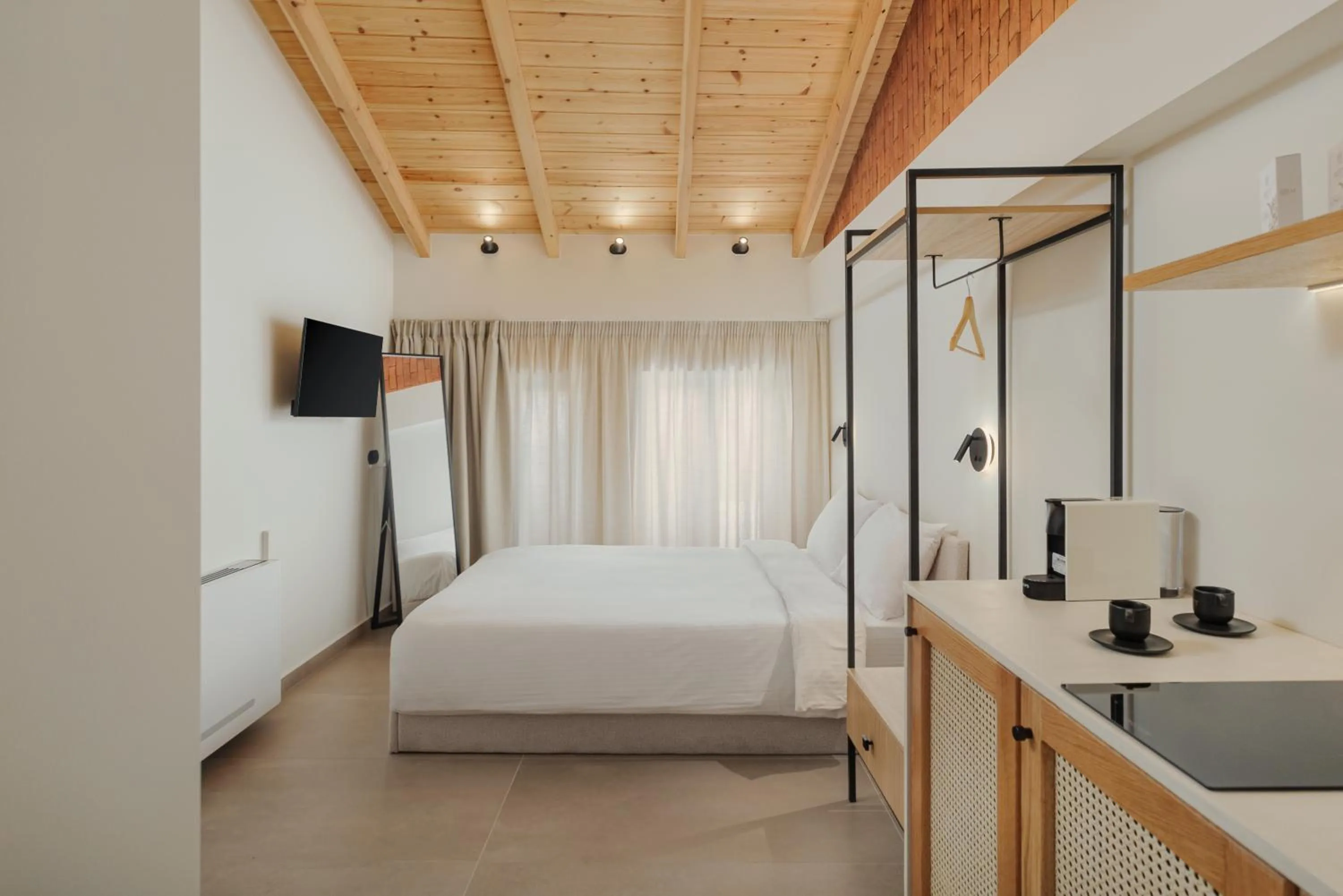 Bed in 12 PYLES Living History