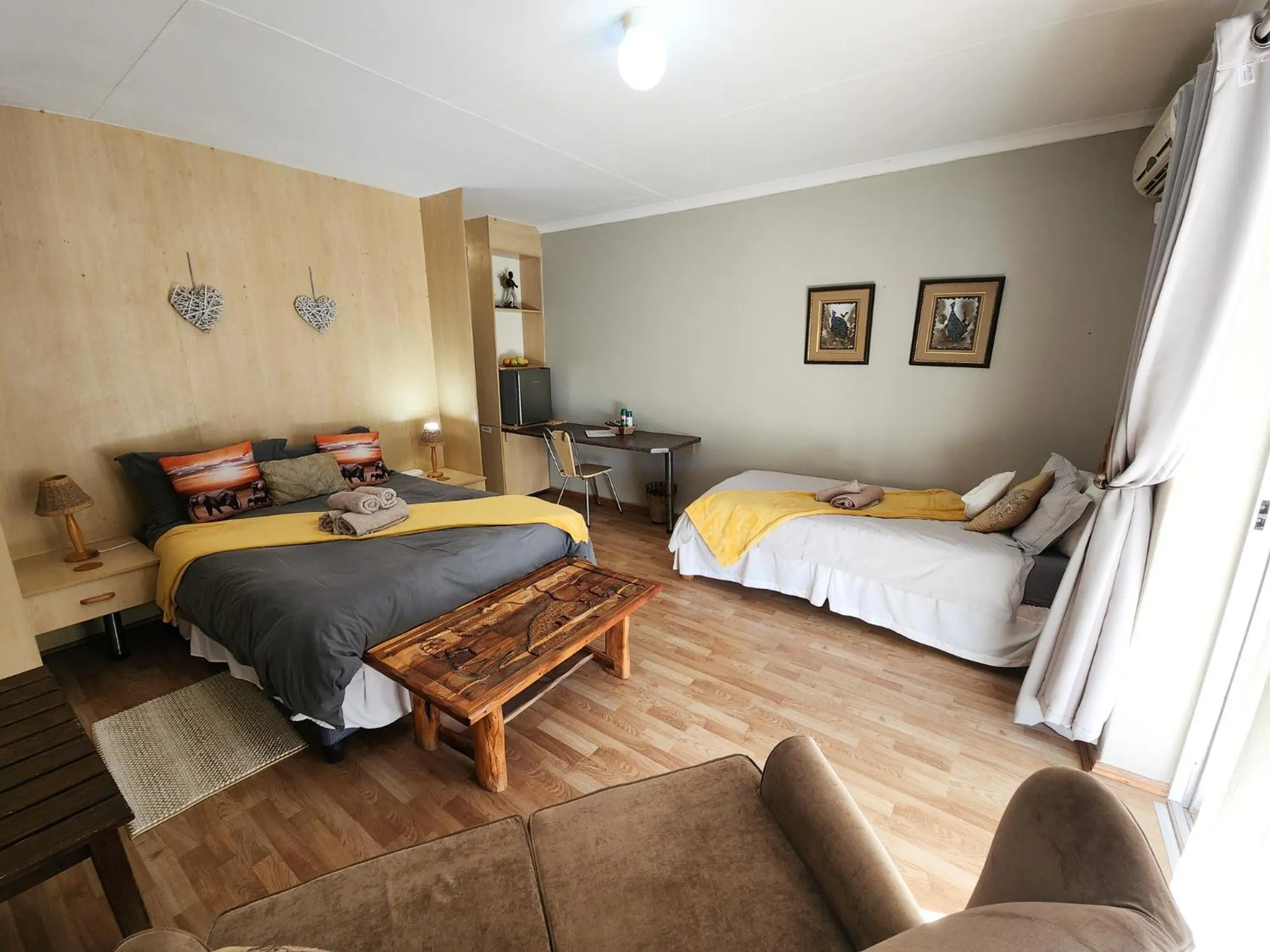 Bed in Homestead Bed and Breakfast - Travel Addo Group