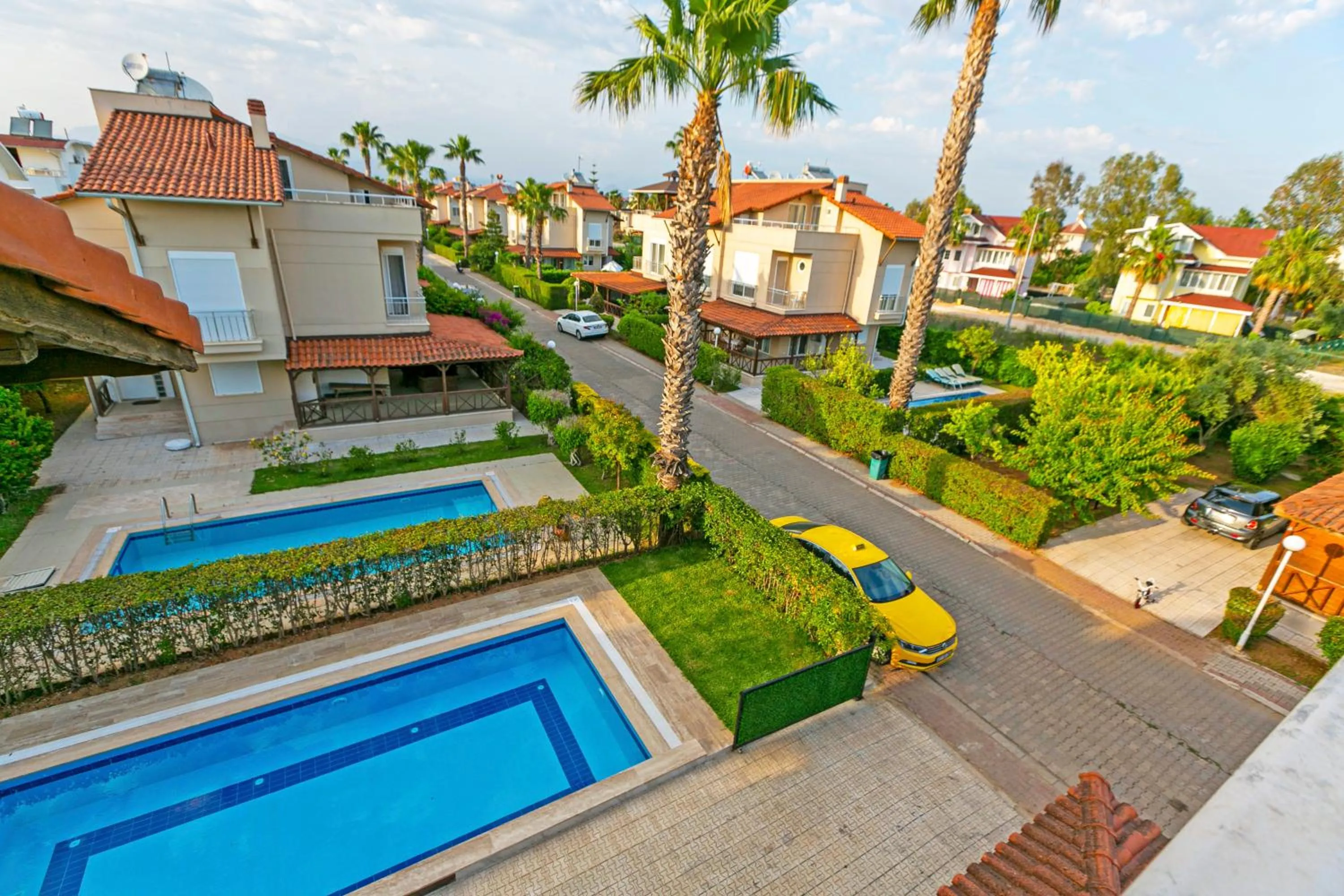 Property building in Paradise Town Villa Legend