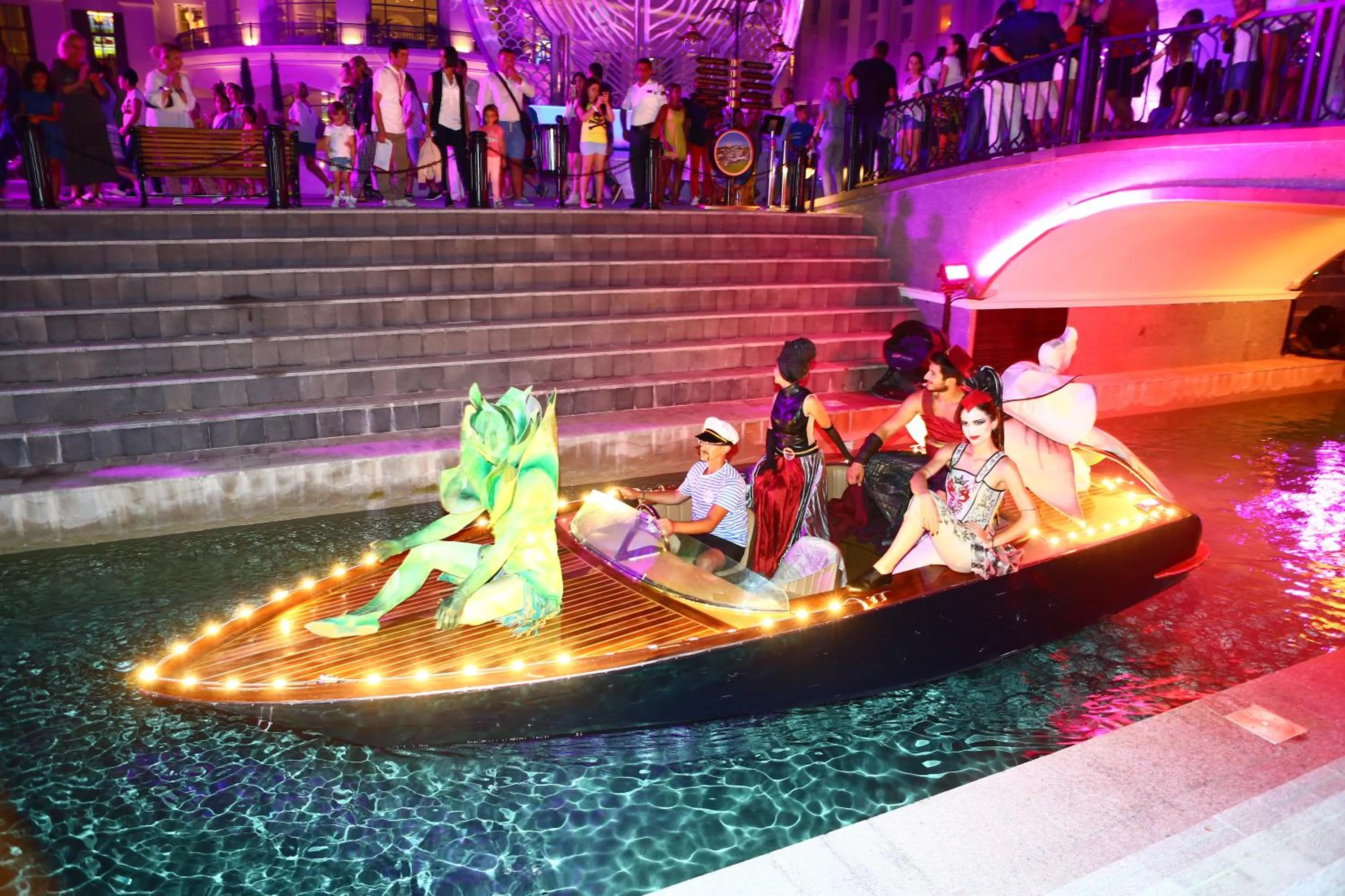 Night in Paradise Town Villa Legend