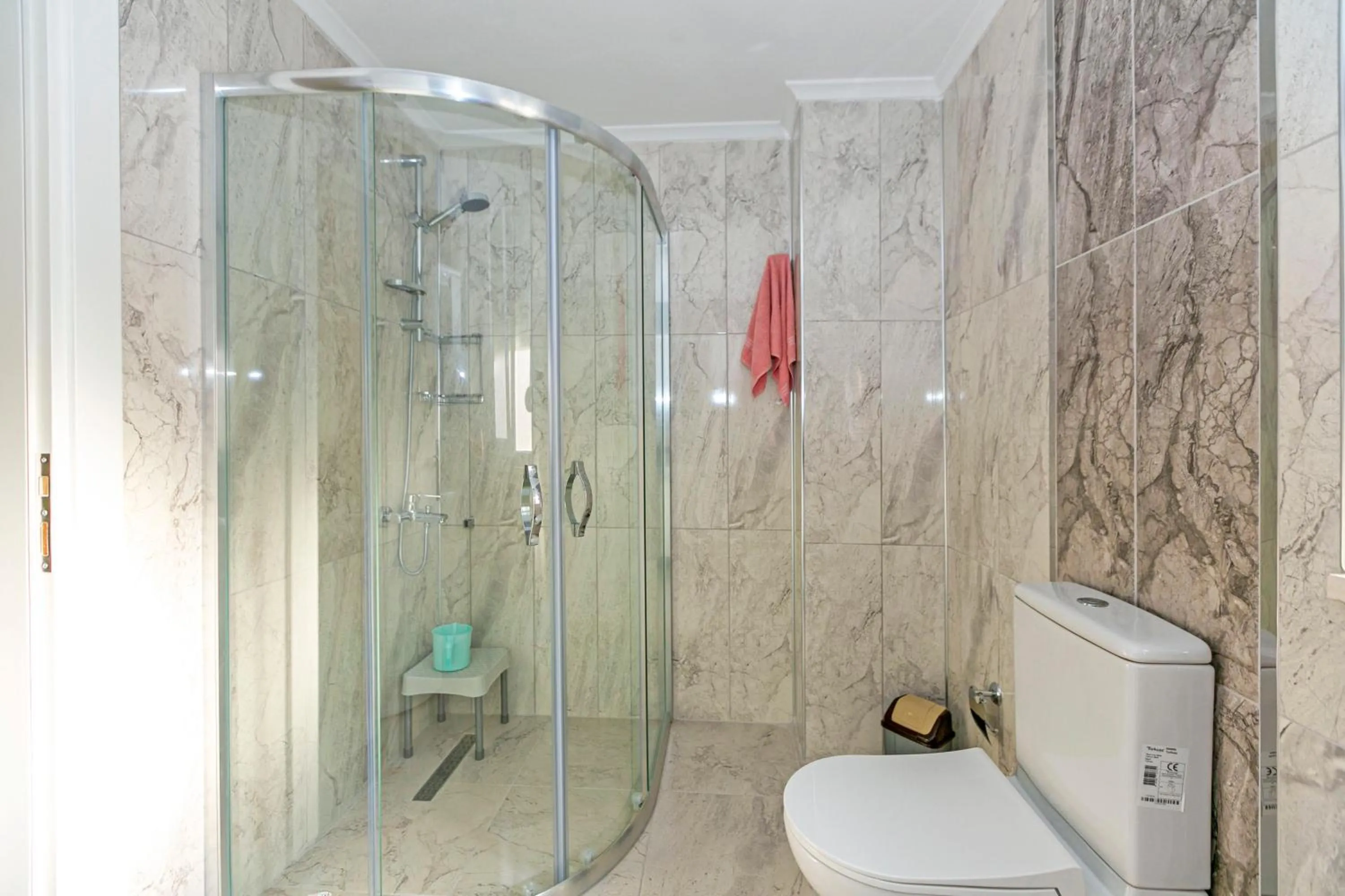 Shower in Paradise Town Villa Legend