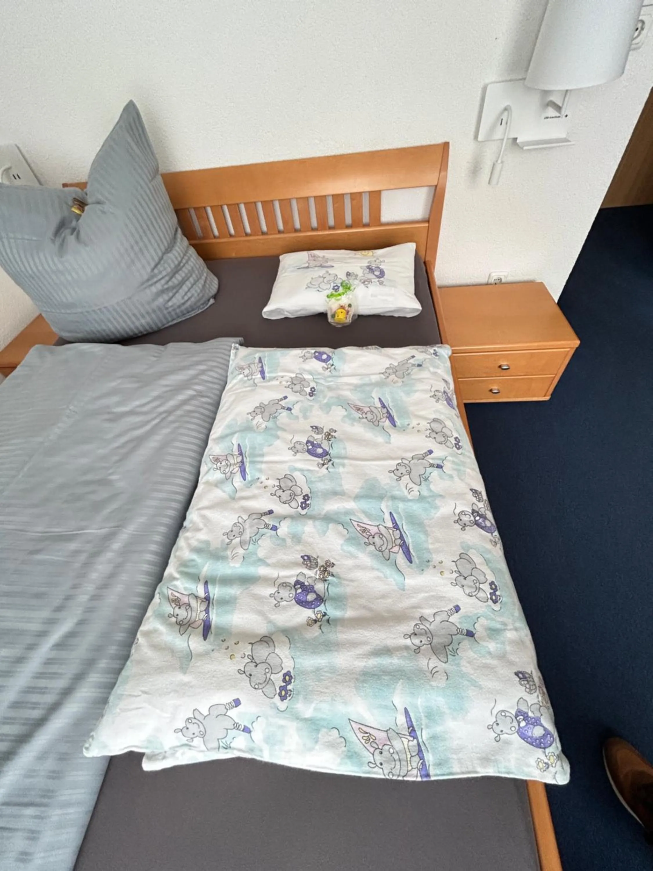 children, Bed in Hotel Gästehaus Linden