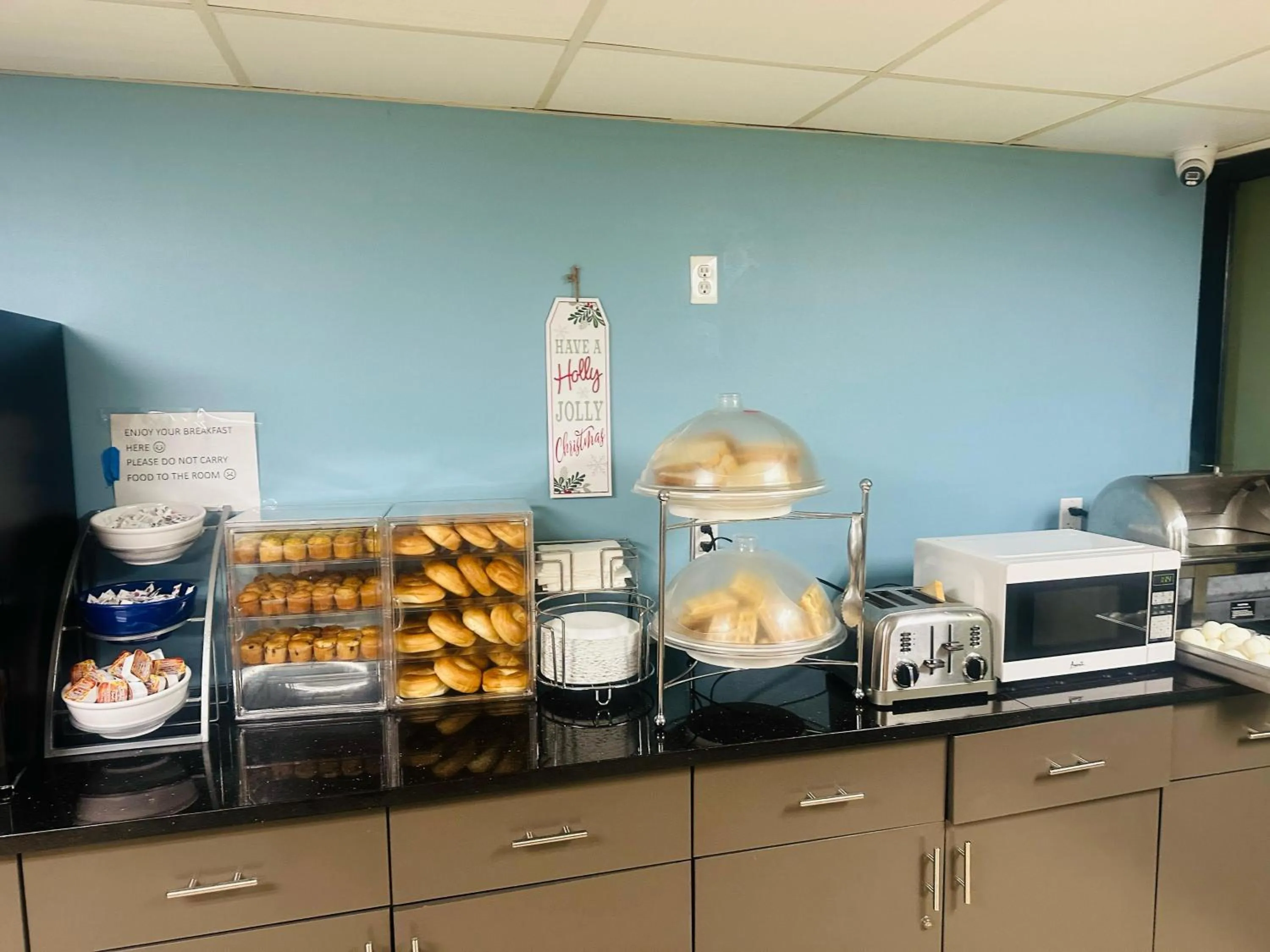 Buffet breakfast in Days Inn by Wyndham Brooklyn Borough Park