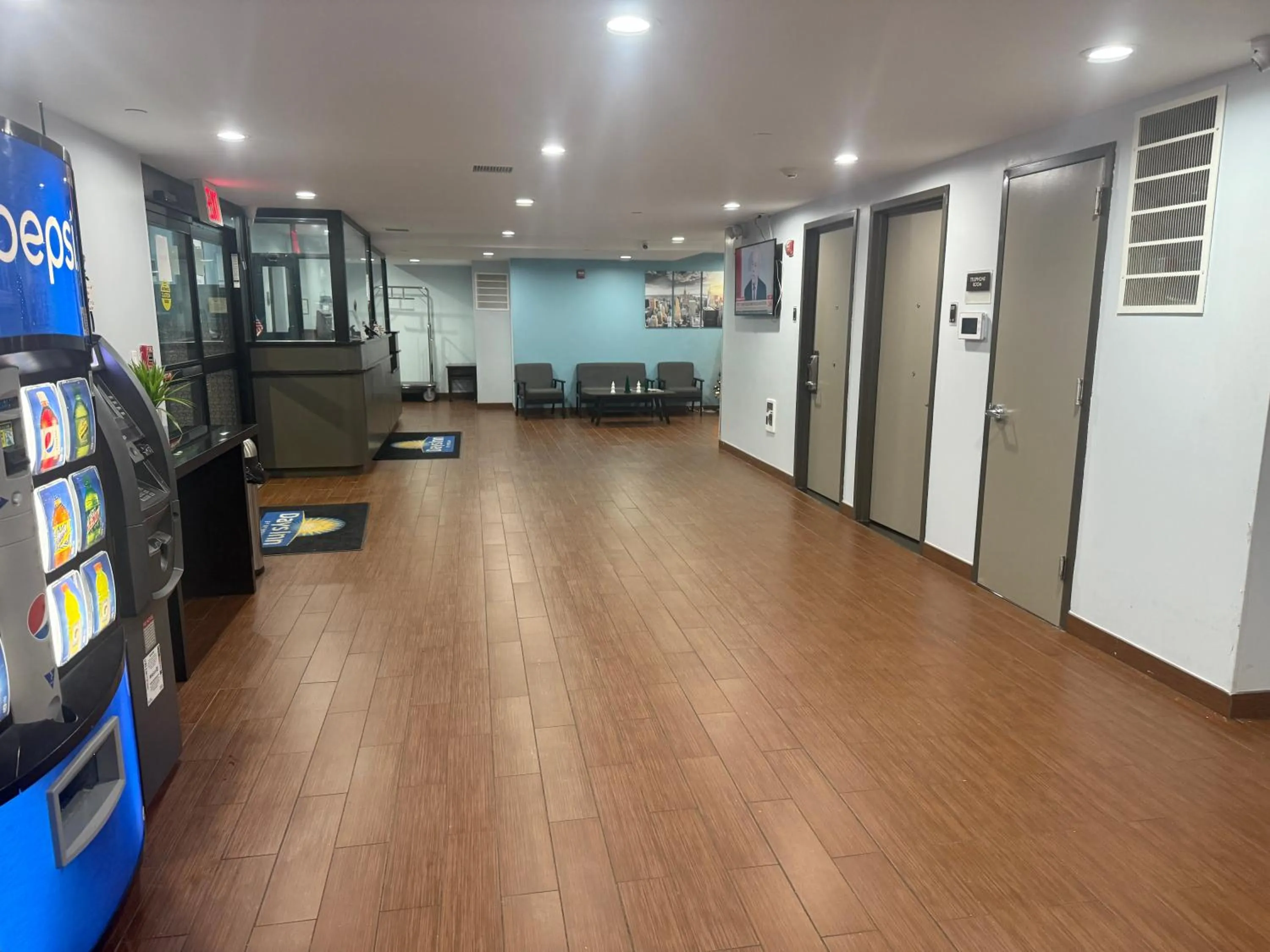 Lobby or reception in Days Inn by Wyndham Brooklyn Borough Park