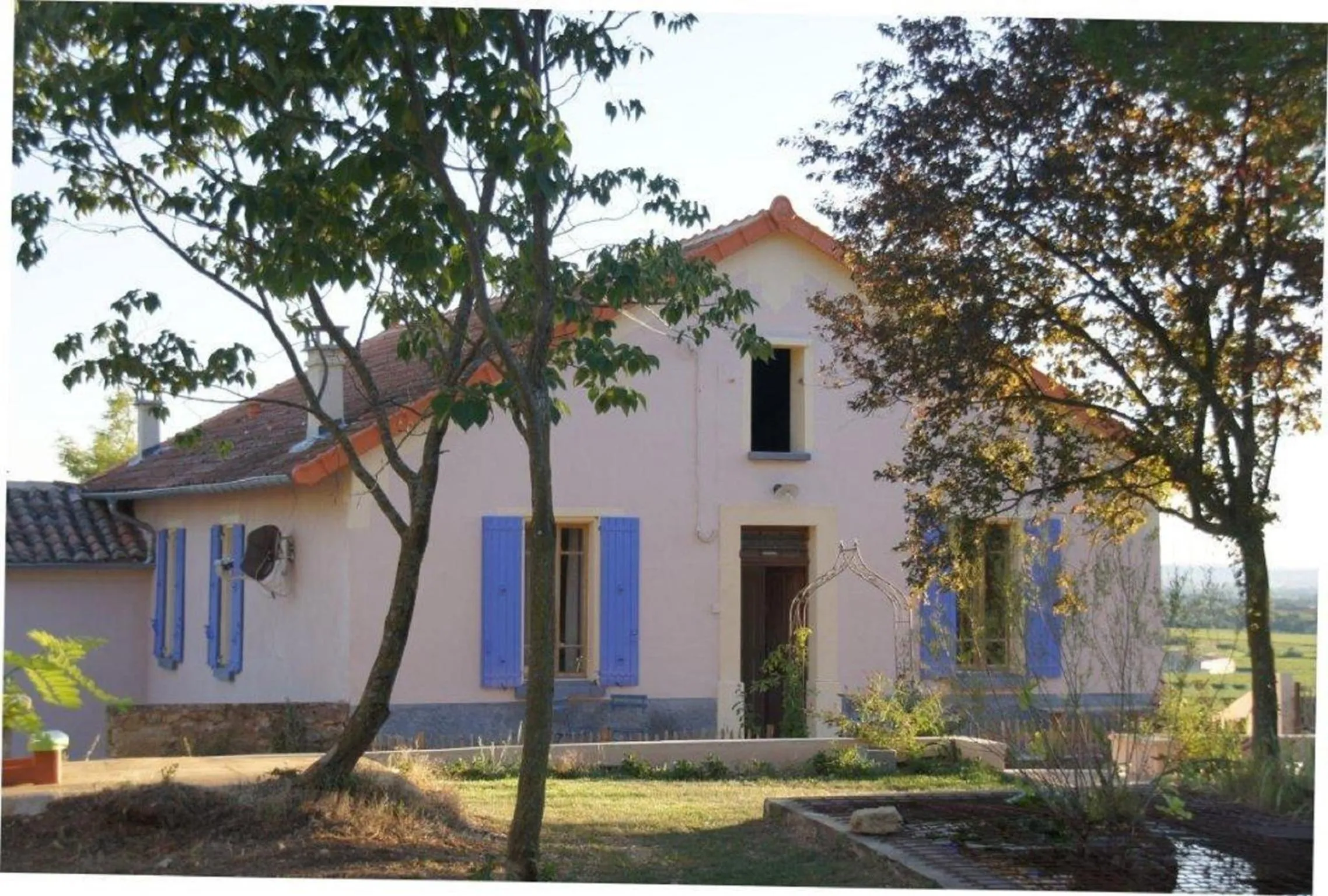 Facade/entrance in Masmazan