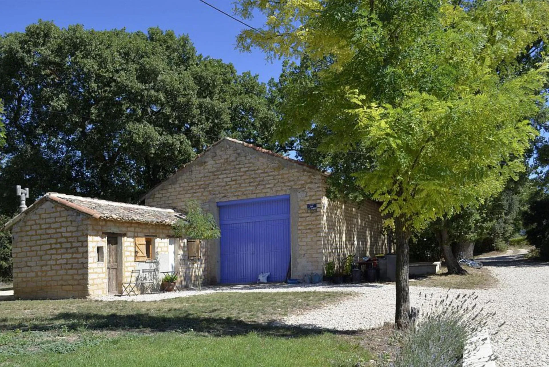 Facade/entrance in Masmazan