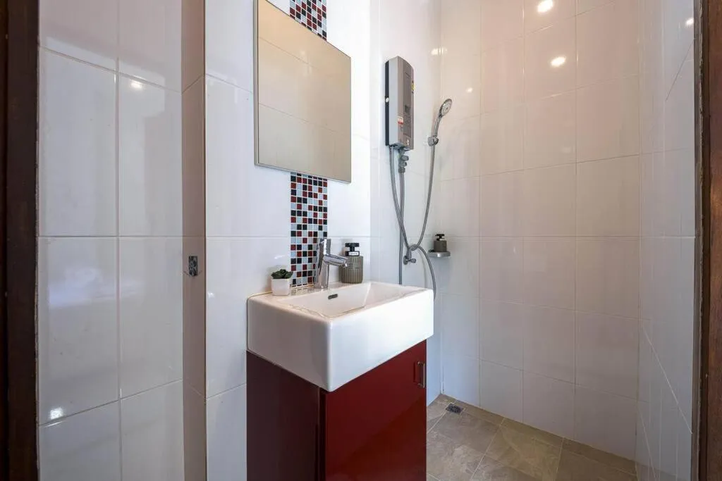 Luxurious 5-Bedroom Private Pool Villa! PV5