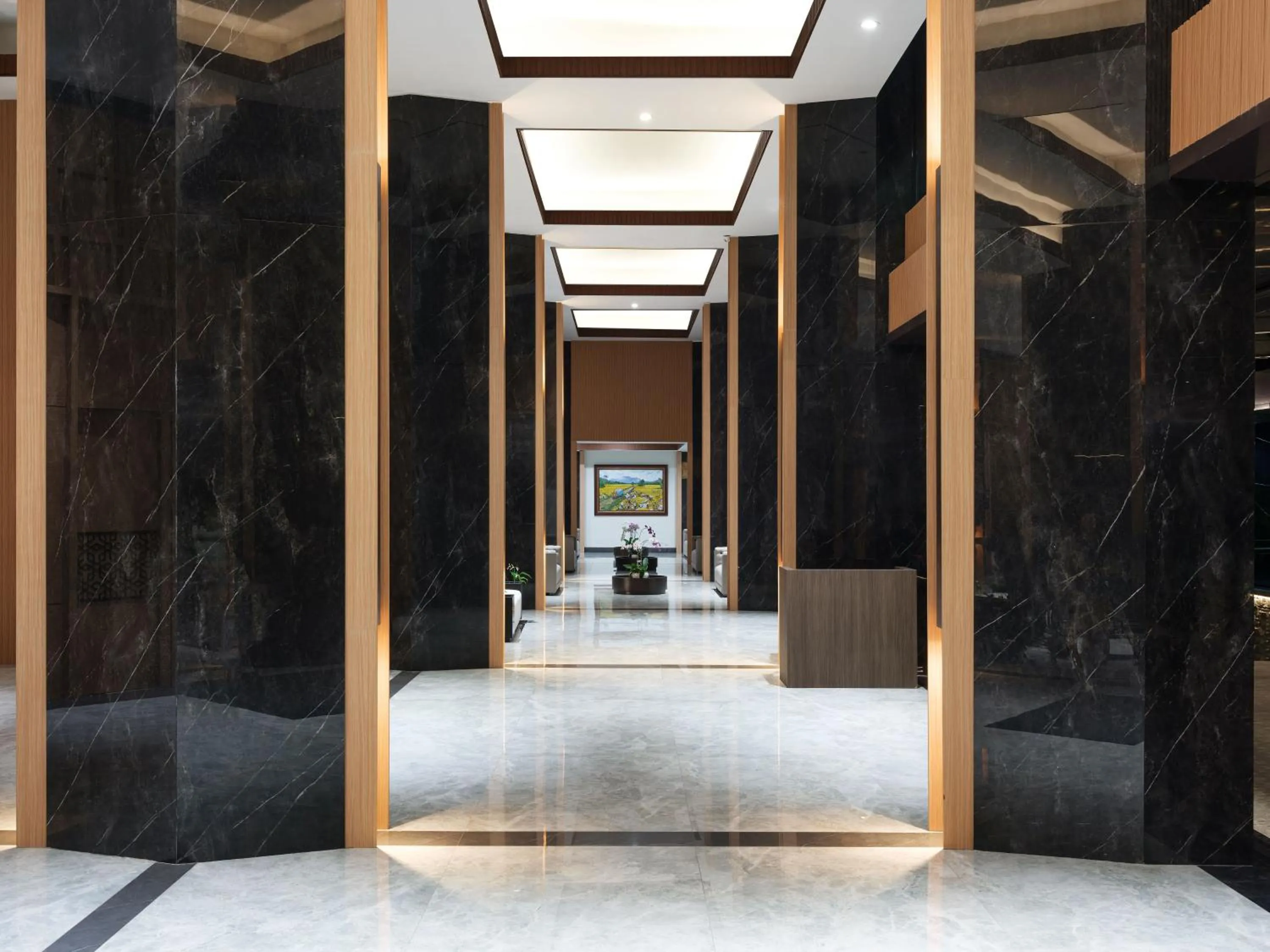 Lobby or reception in Hotel Santika Blitar