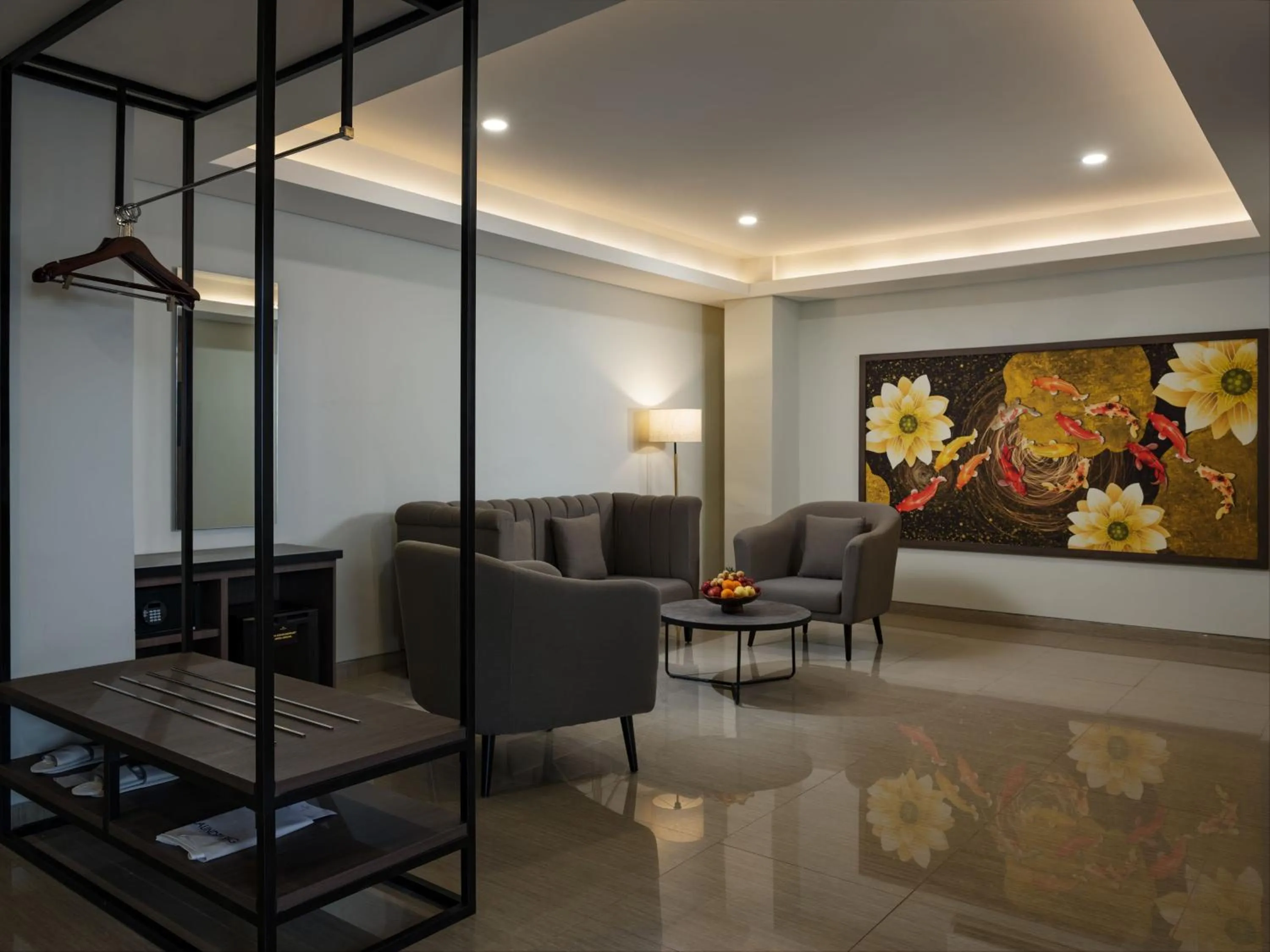 Living room in Hotel Santika Blitar