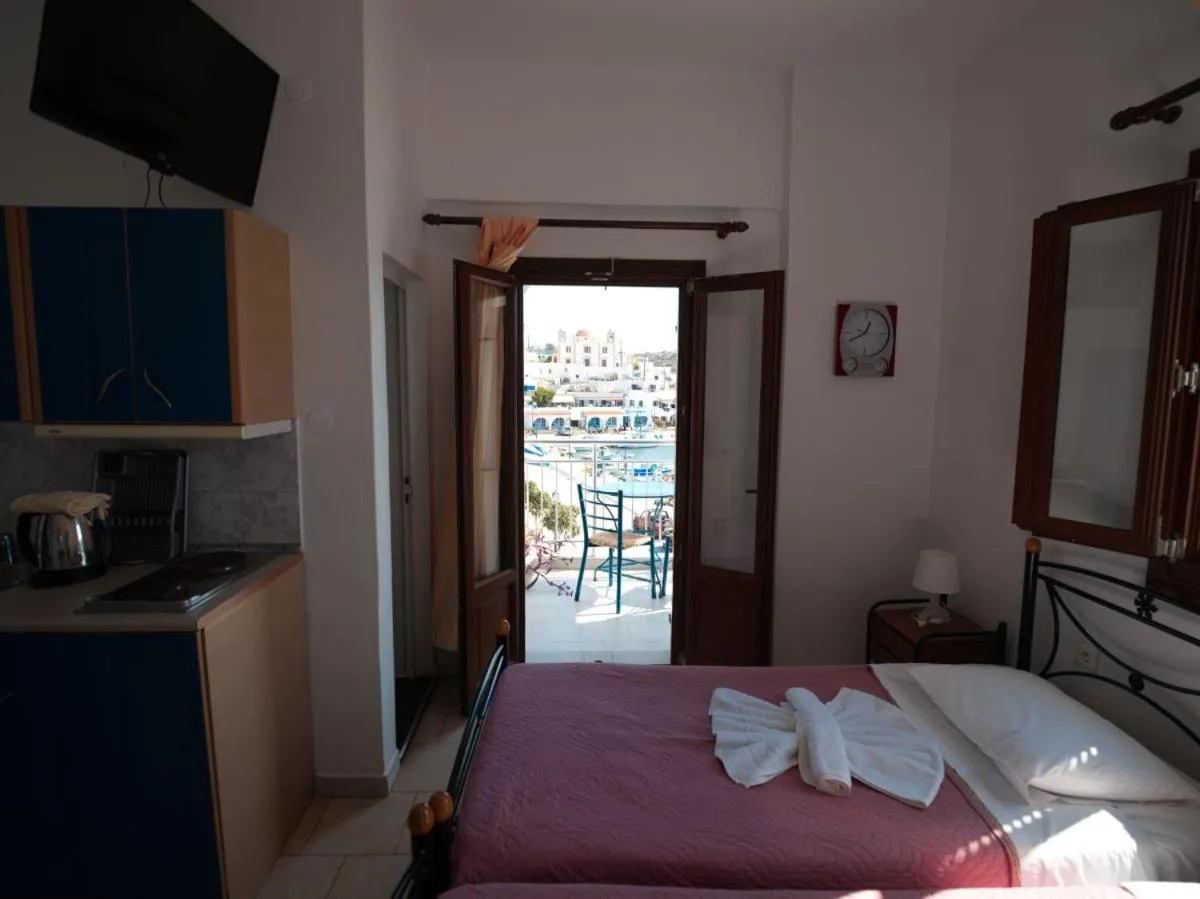 Bedroom, Bed in Calypso Hotel