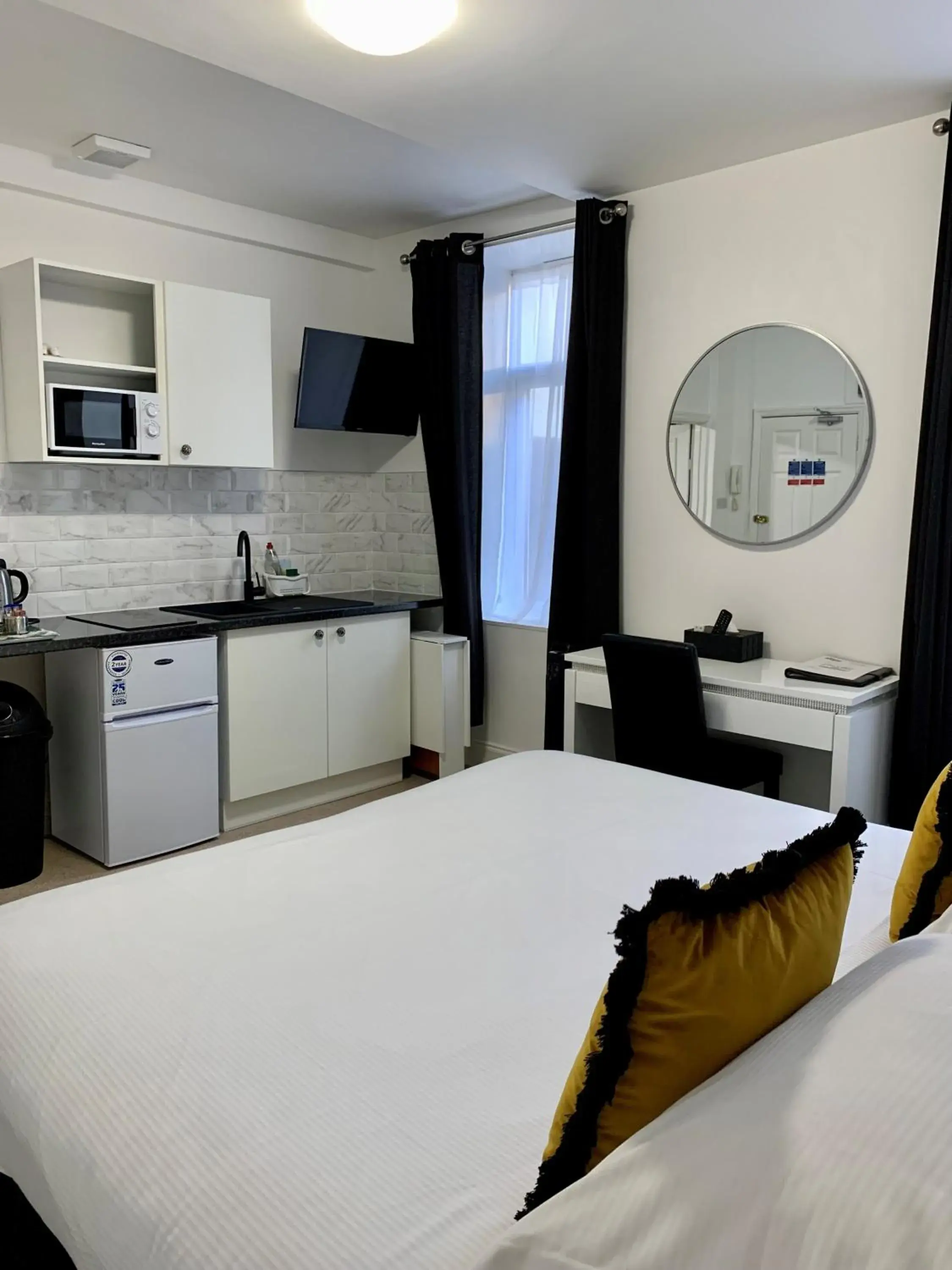 Bedroom, Bed in Sarum Apart-Hotel Bedroom, Bed in Sarum Apart-Hotel