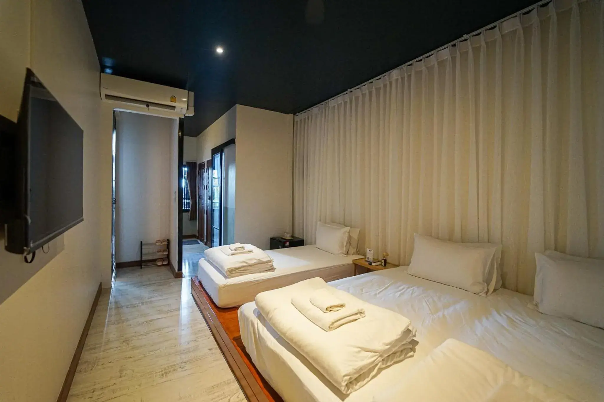 Bed in Within Korat Sawairiang Bed in Within Korat Sawairiang