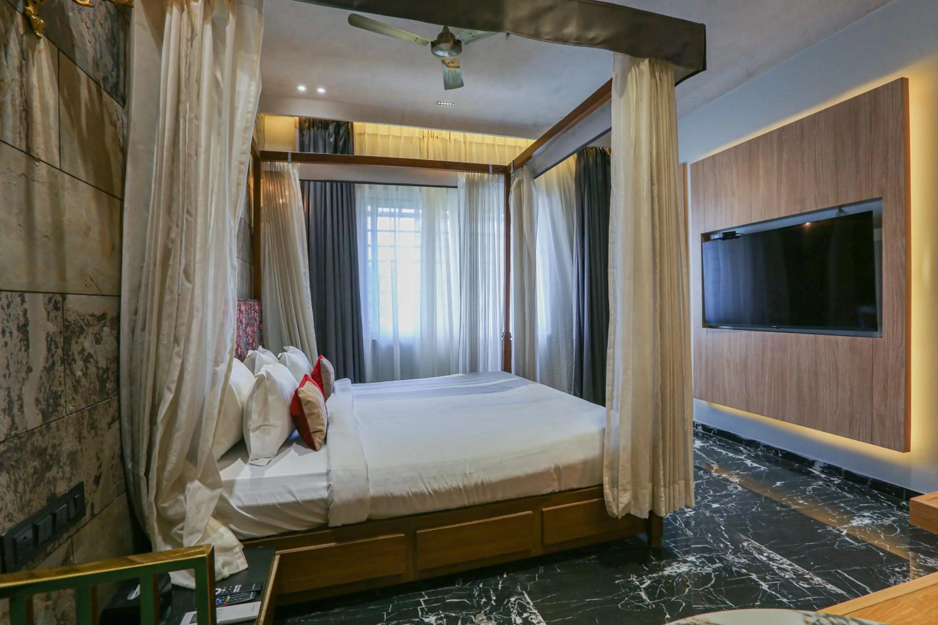 TV and multimedia, Bed in Aceotel Select Aria, Bhopal -A Luxury Boutique Hotel