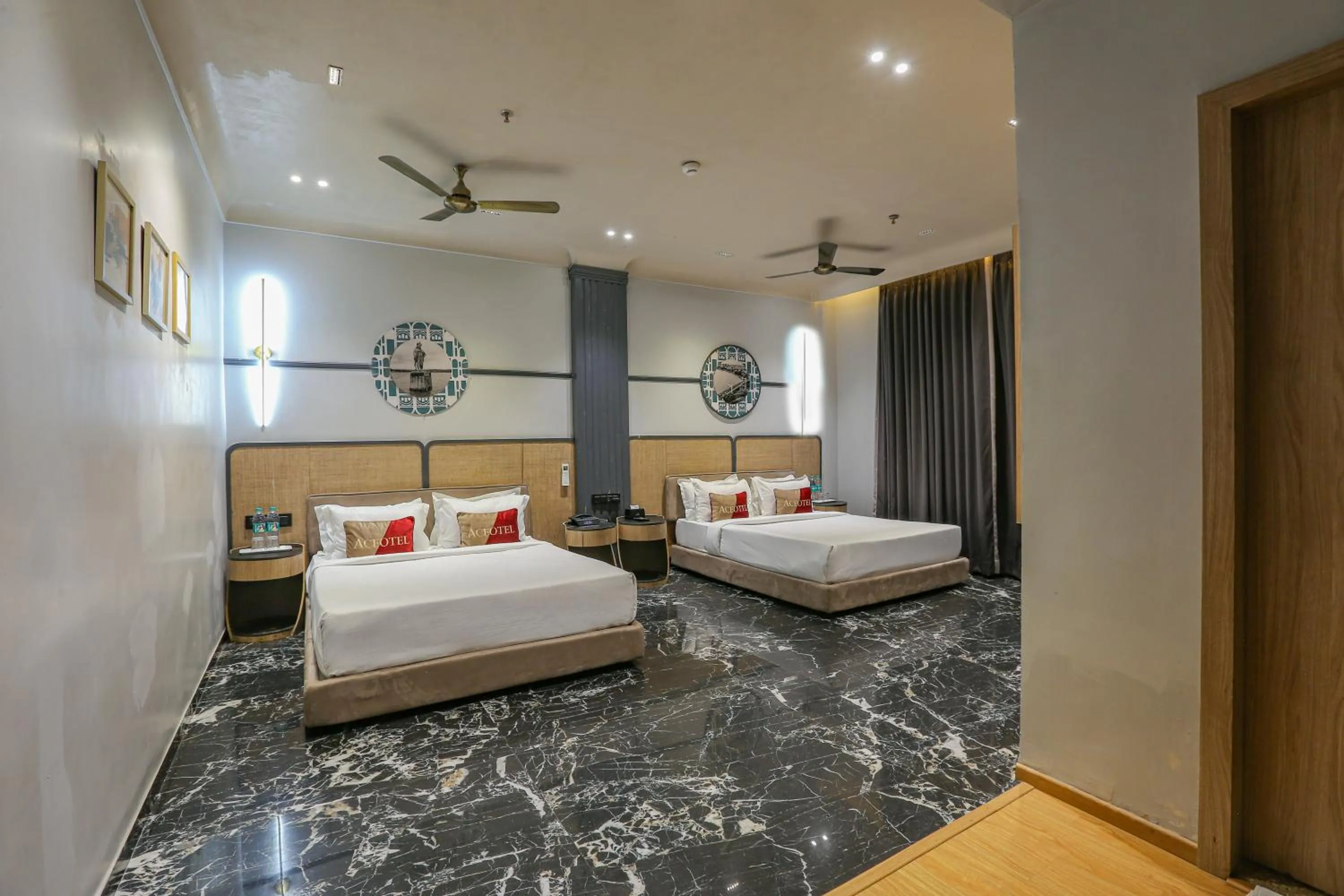 Photo of the whole room, Bed in Aceotel Select Aria, Bhopal -A Luxury Boutique Hotel