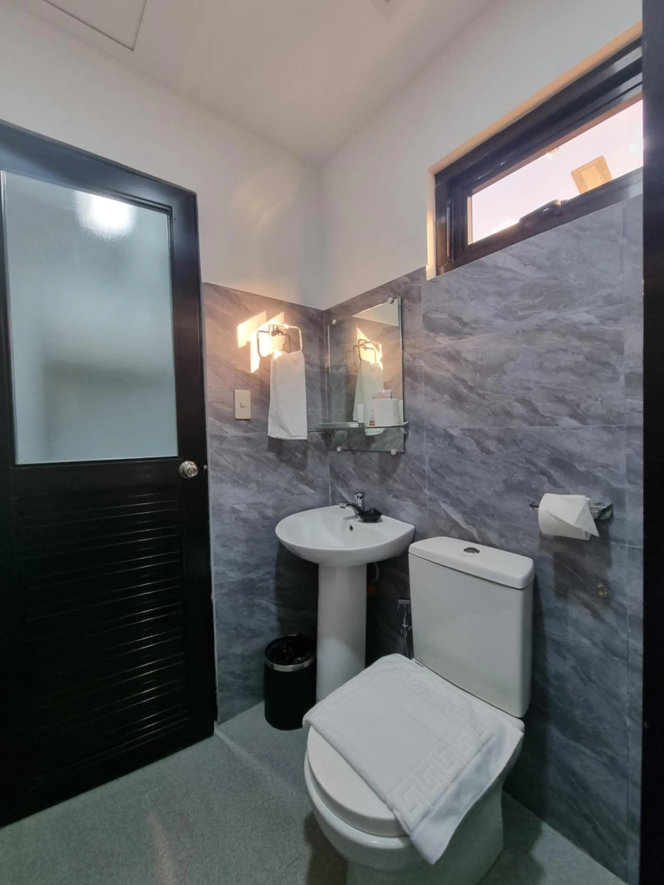 Bathroom in 34k Hotel and Resort powered by Cocotel