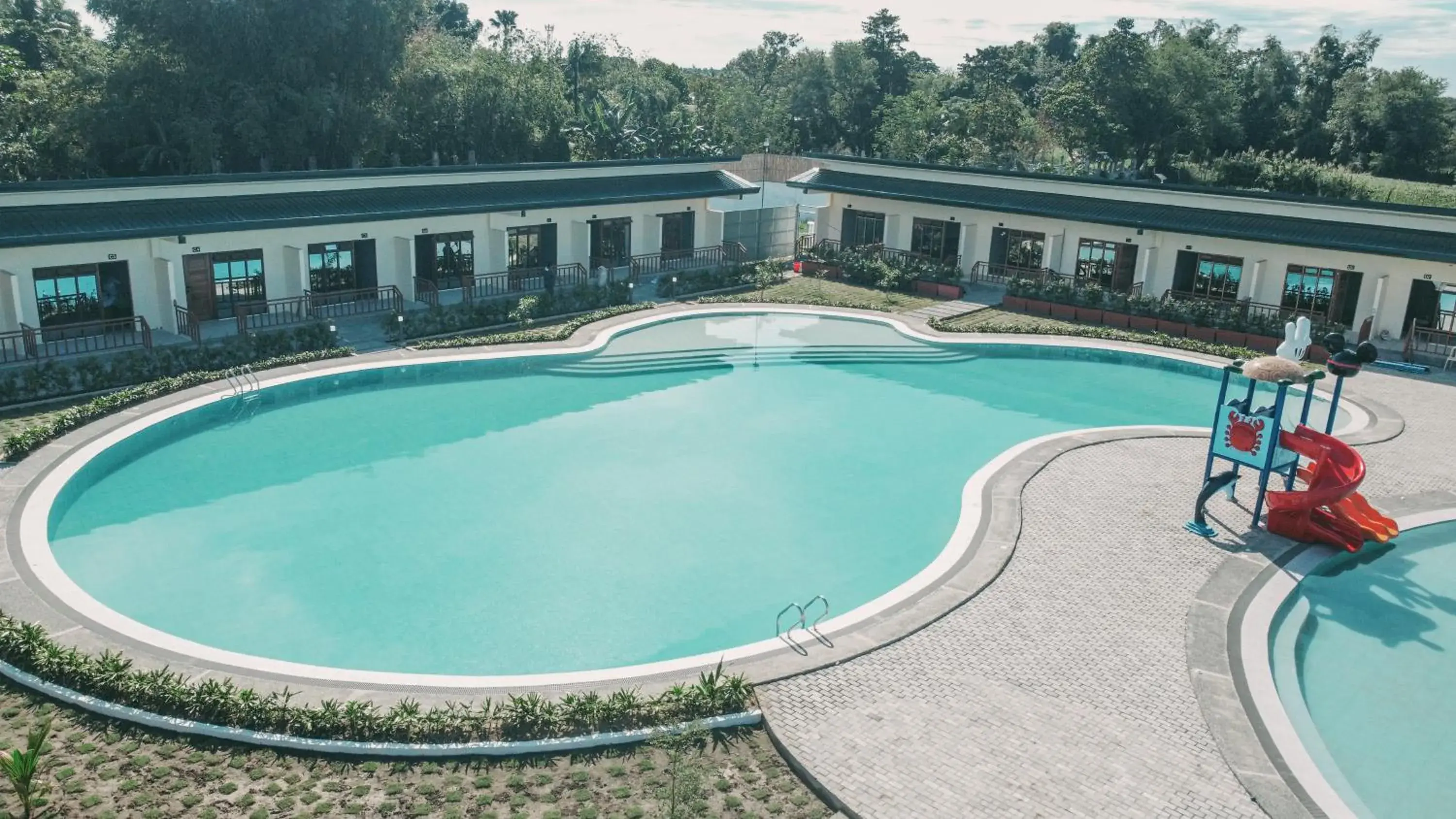 Pool view in 34k Hotel and Resort powered by Cocotel Pool view in 34k Hotel and Resort powered by Cocotel