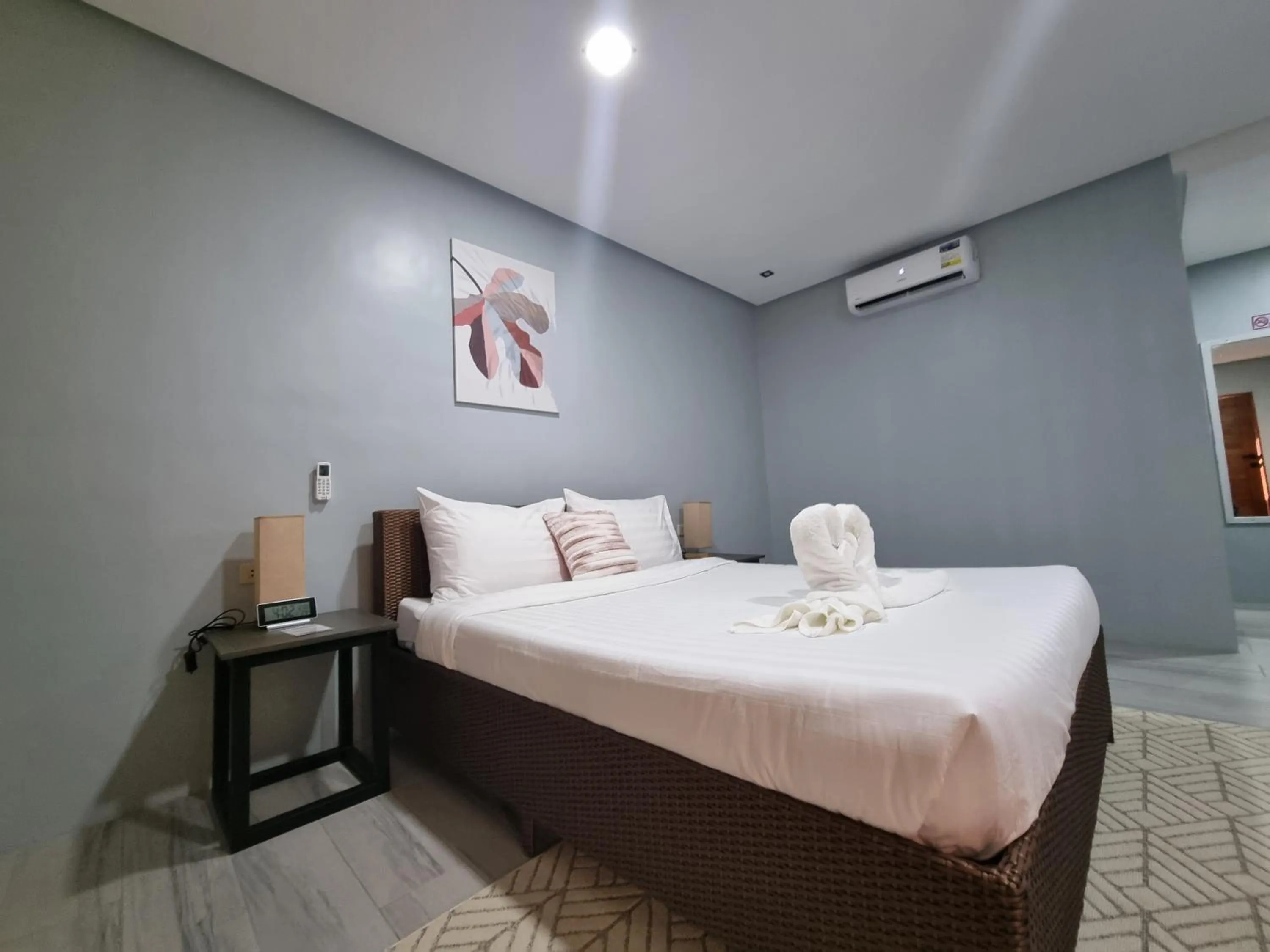 Bed in 34k Hotel and Resort powered by Cocotel