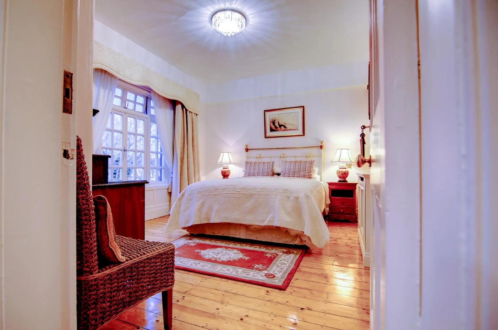 Photo of the whole room, Bed in St Judes B&B