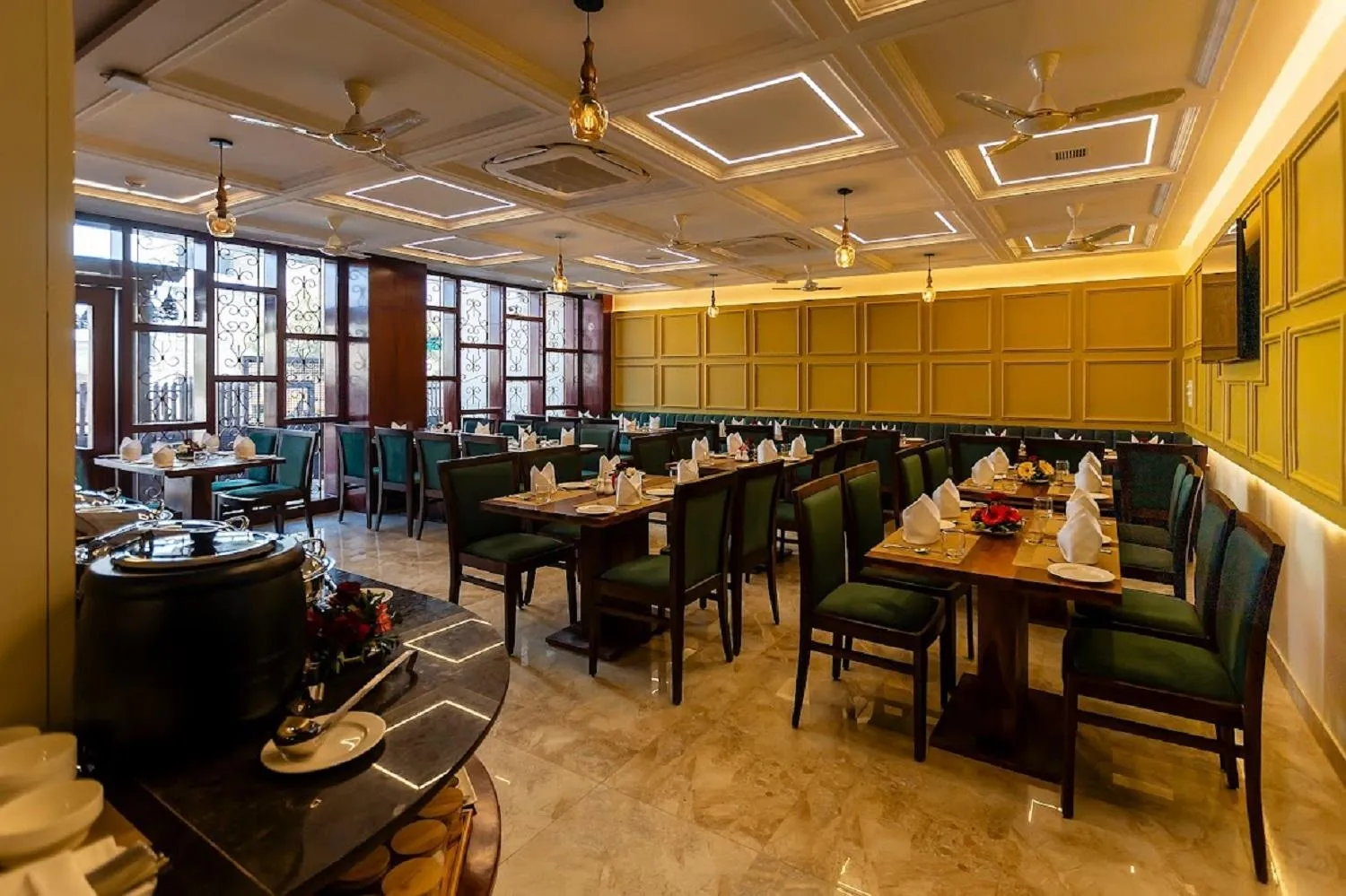 Restaurant/places to eat in Mertiya Residency
