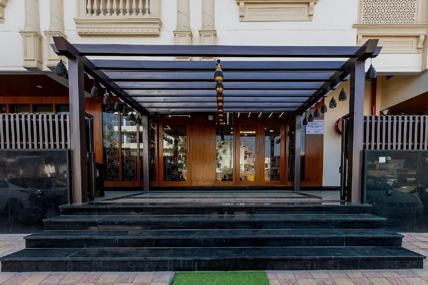 Facade/entrance in Mertiya Residency Facade/entrance in Mertiya Residency