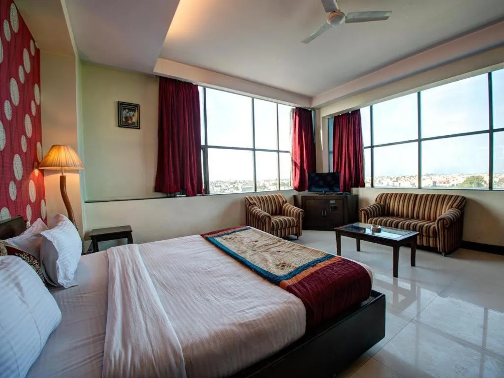 Hotel PR Residency Amritsar