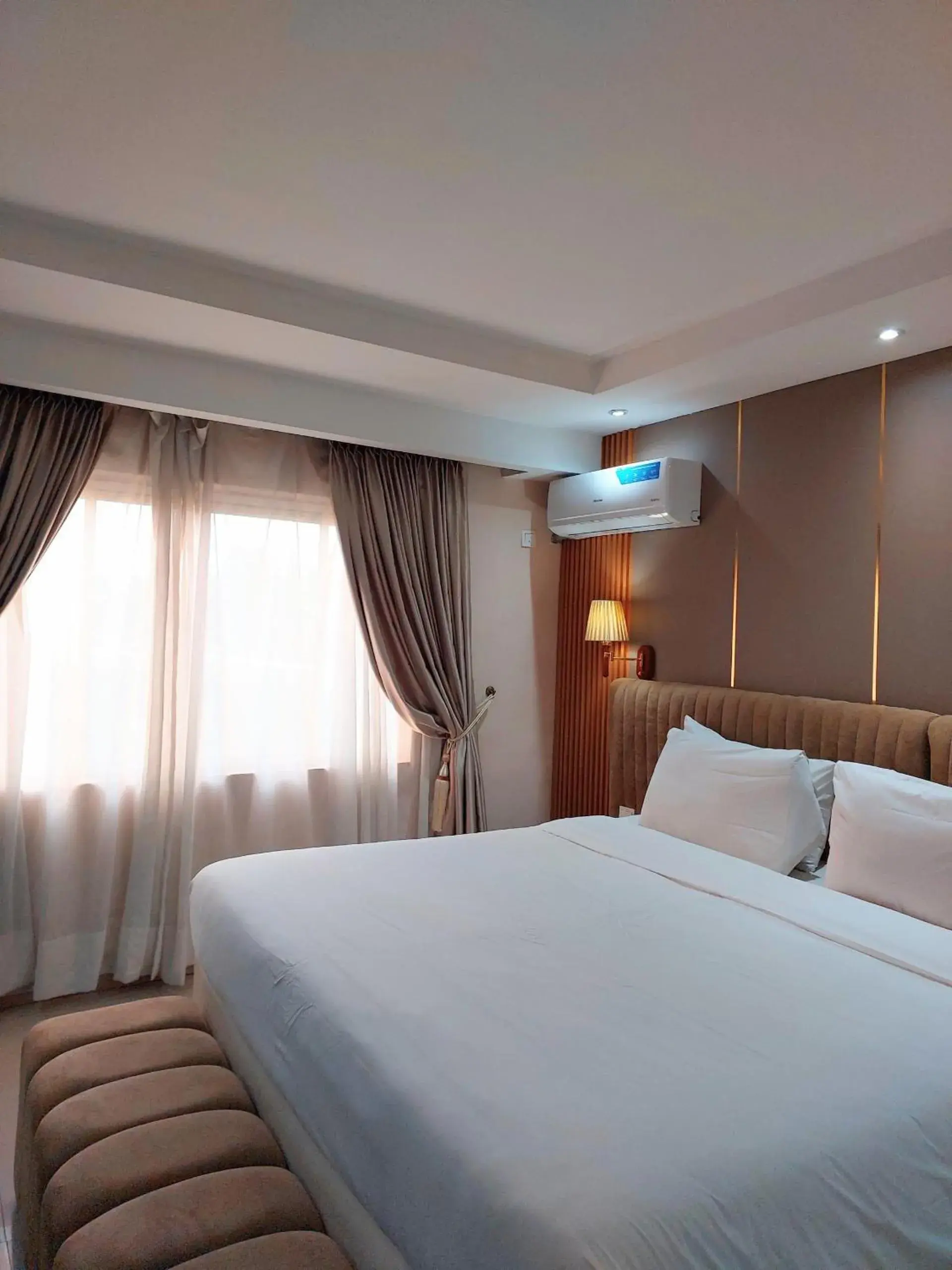 Deluxe Double Room - single occupancy in Golden Tulip Hotel Port Harcourt -GTPH Deluxe Double Room - single occupancy in Golden Tulip Hotel Port Harcourt -GTPH