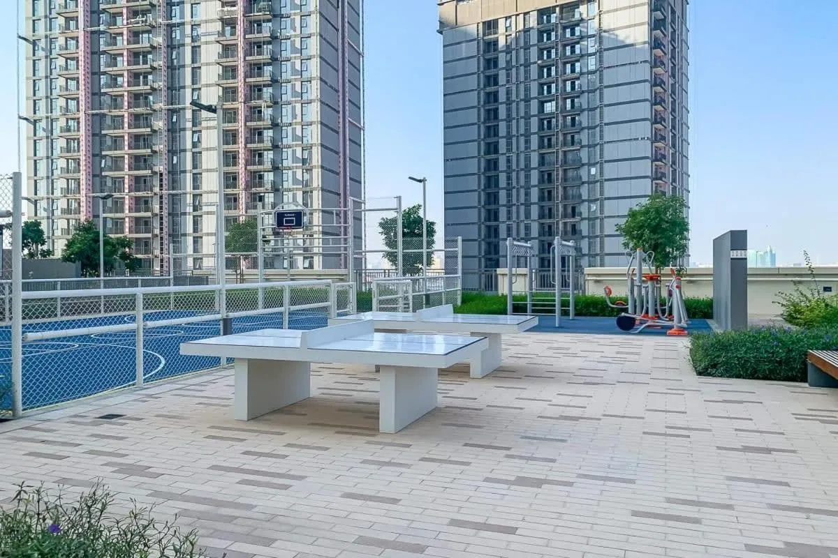 Frank Porter - Creek Rise Tower 1