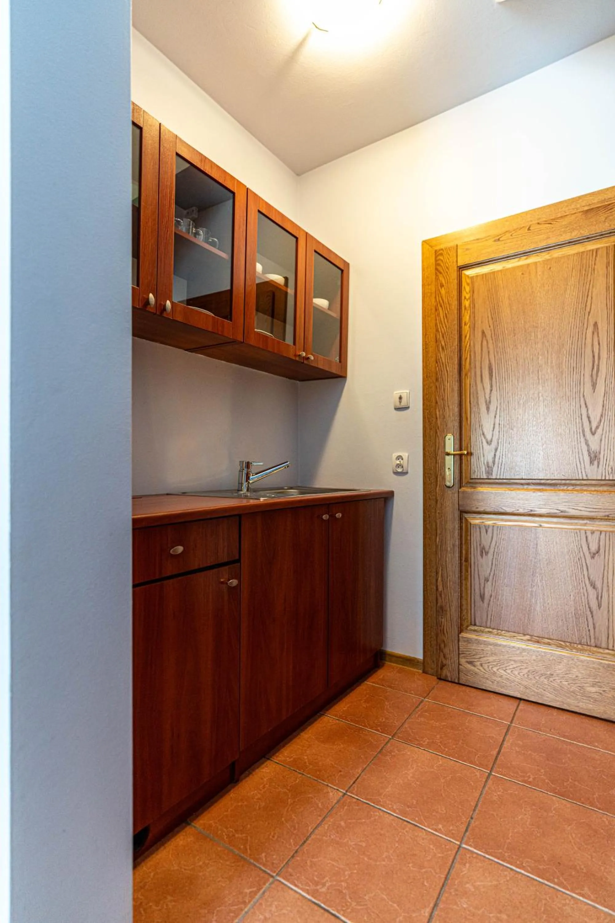 Kitchen or kitchenette in Willa Serafin-basen, sauny i jacuzzi w Willa Baciarka dodatkowo płatne