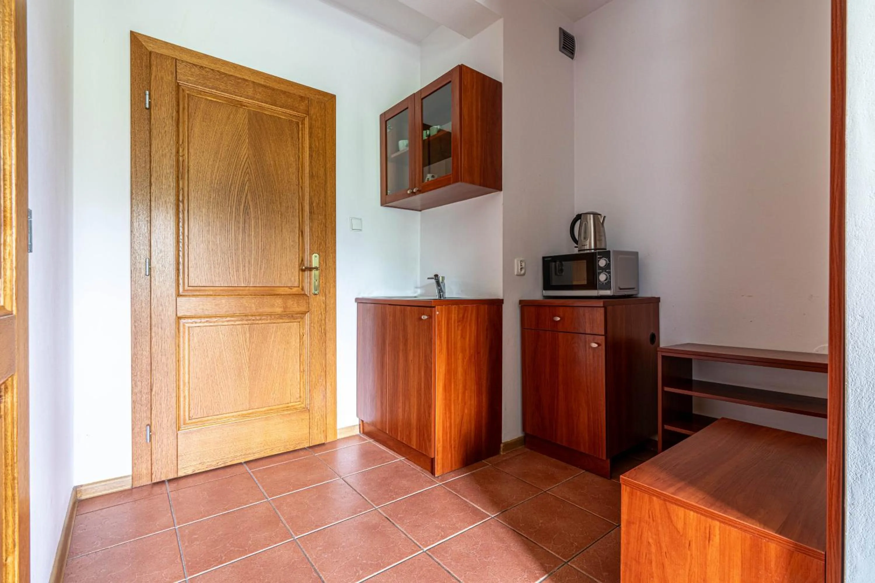 Kitchen or kitchenette in Willa Serafin-basen, sauny i jacuzzi w Willa Baciarka dodatkowo płatne