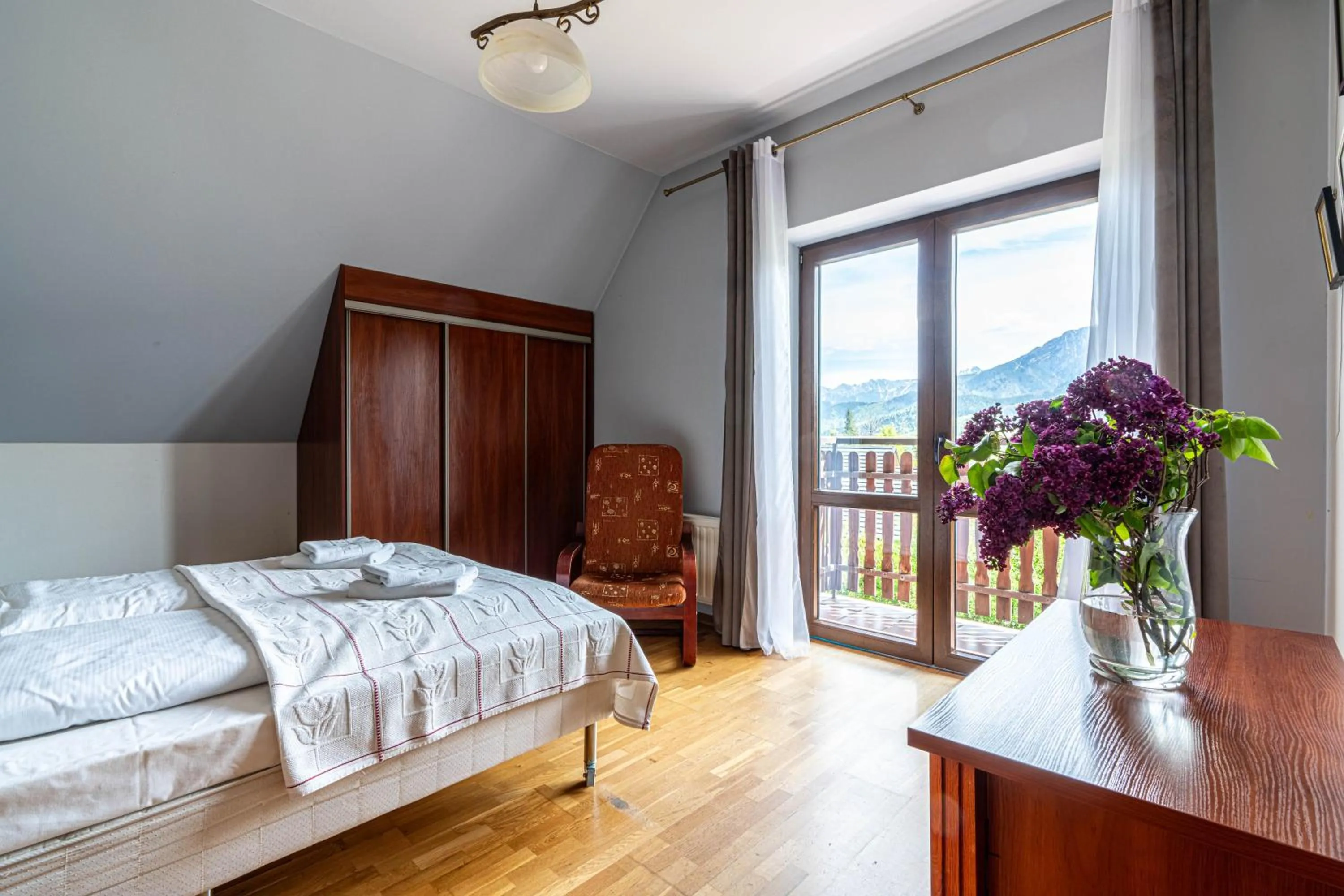 Bed in Willa Serafin-basen, sauny i jacuzzi w Willa Baciarka dodatkowo płatne