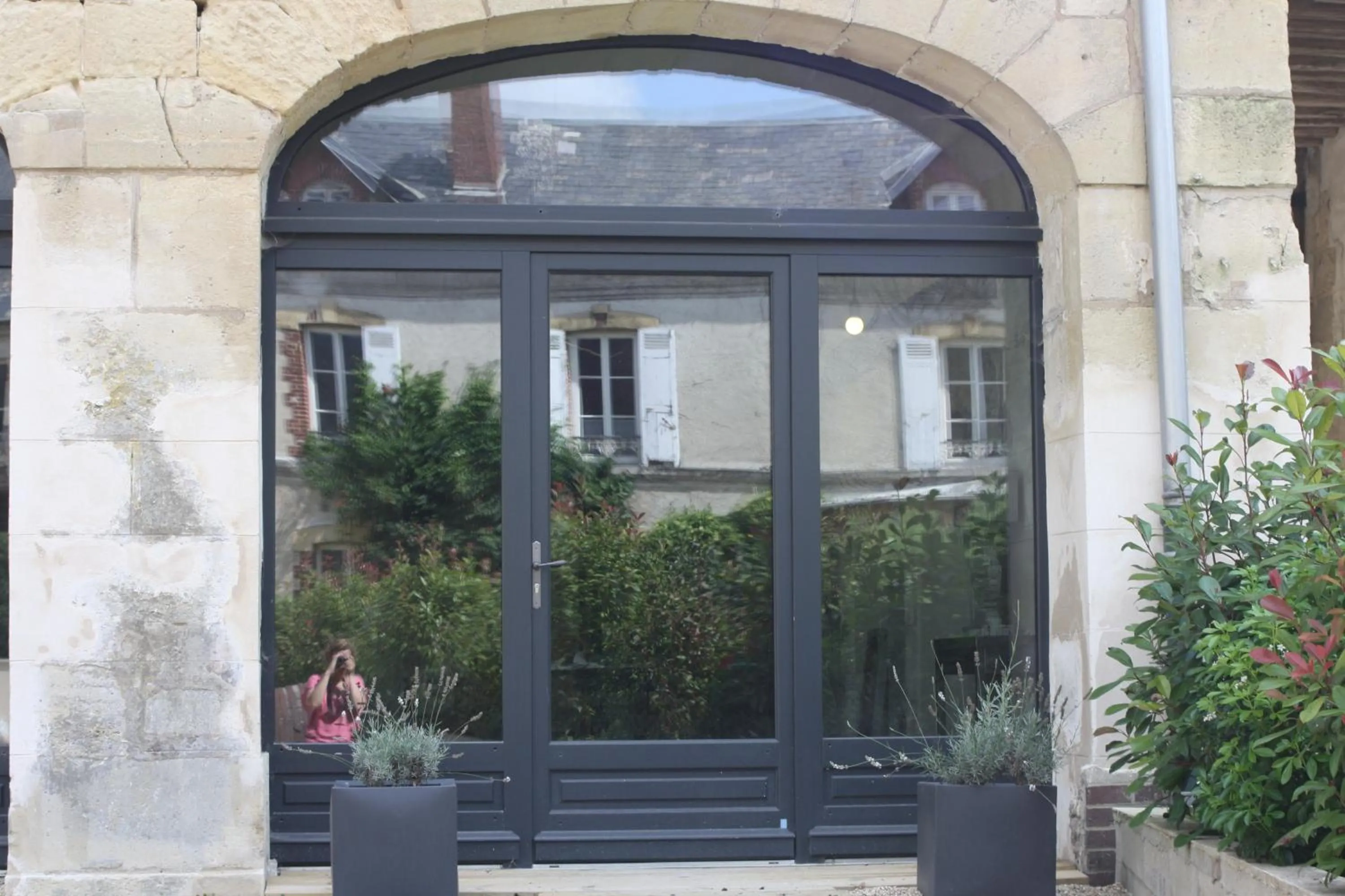 Facade/entrance in Les Tournelles - Chambres d'hôtes